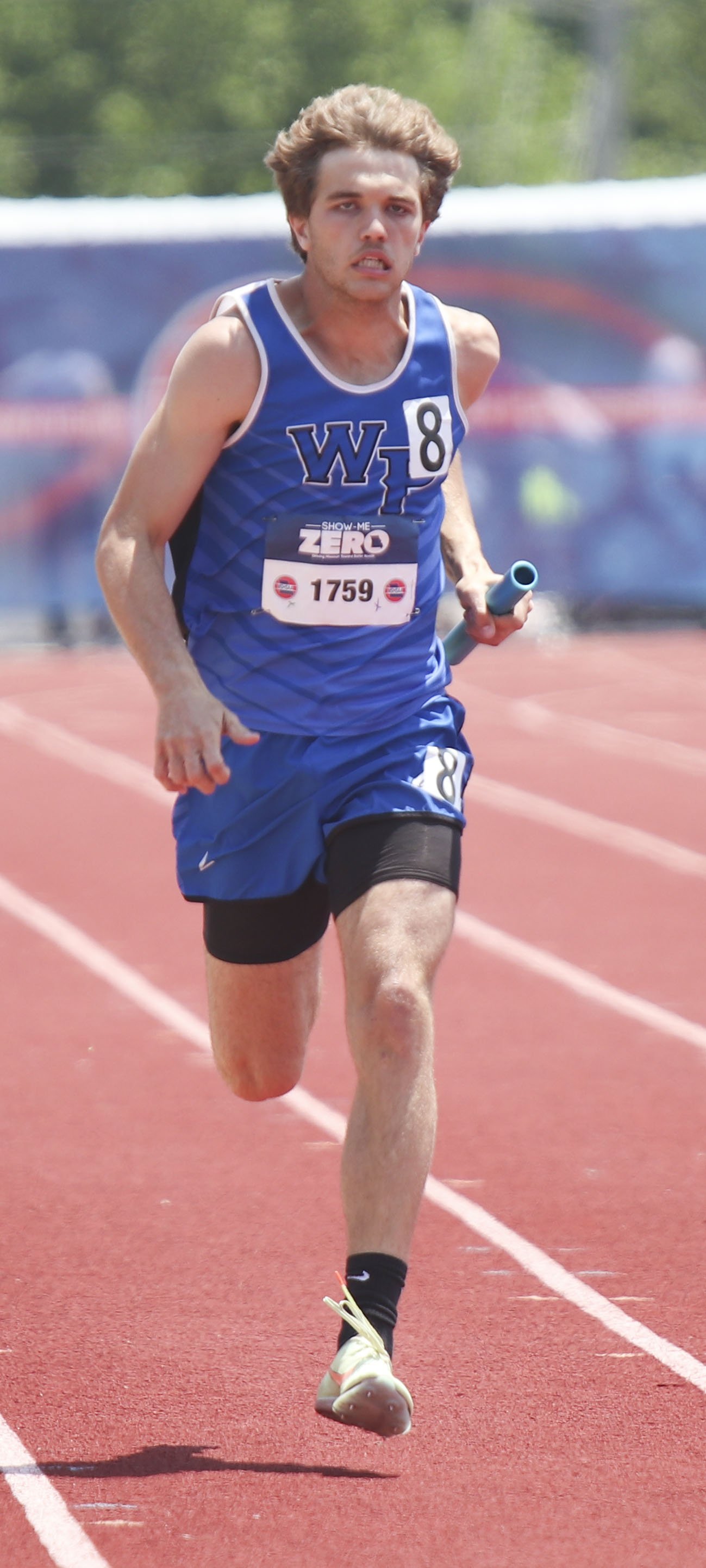 boys 4x200 - Hill Augie Finish.jpg