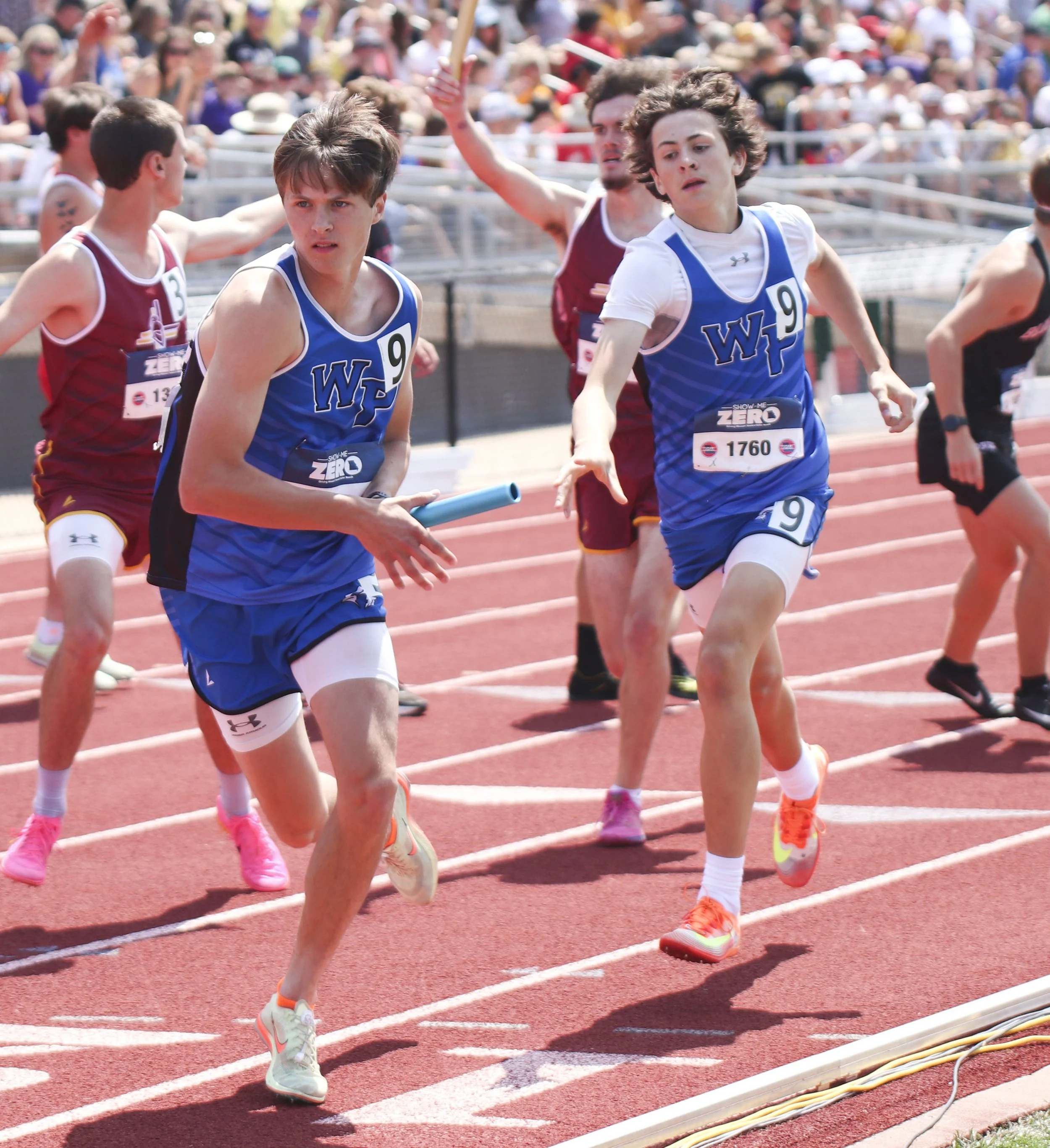 Boys 4x400 -  Alex to Charlie.jpg