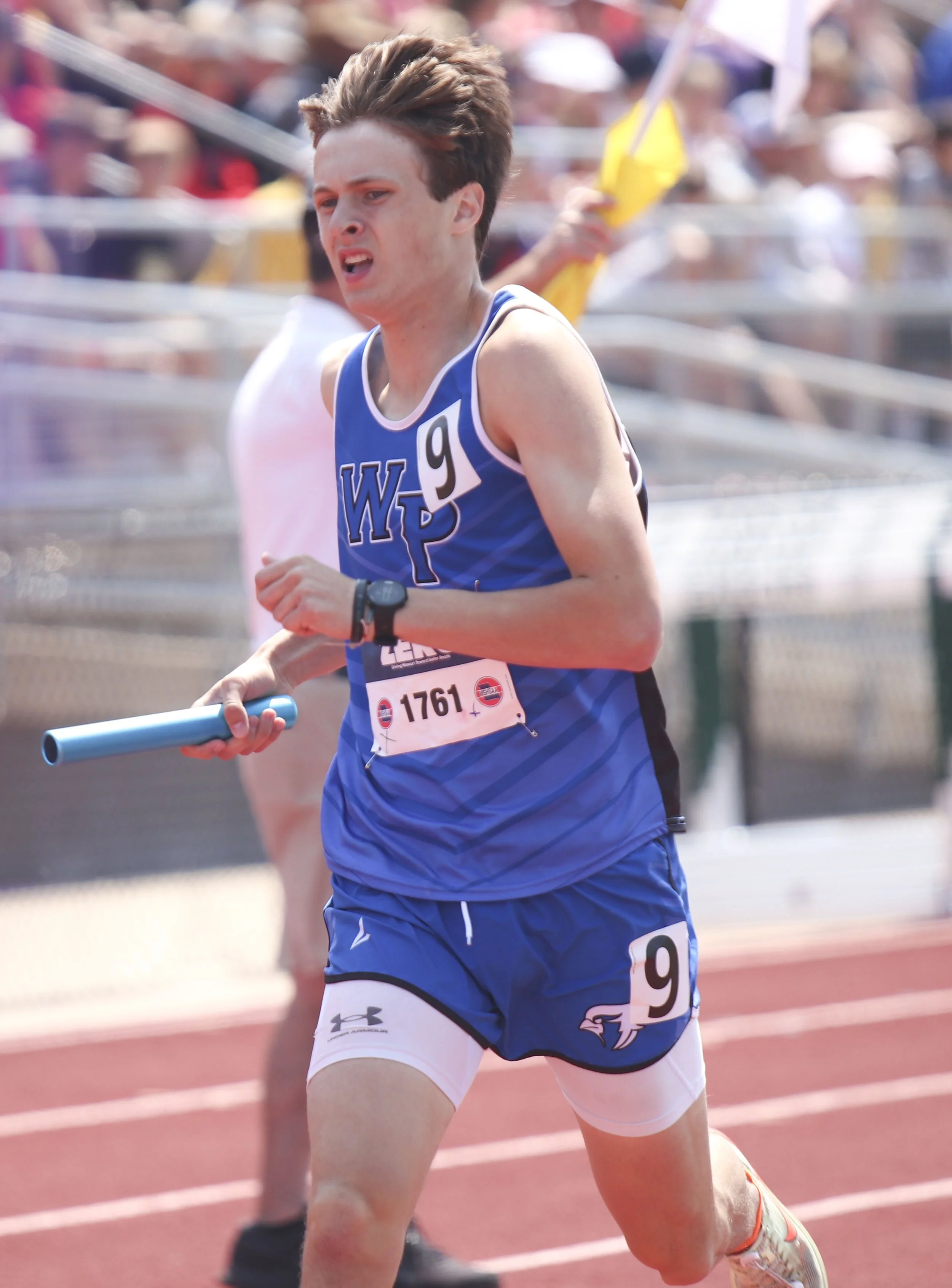 Boys 4x400 -  Charlie_1.jpg