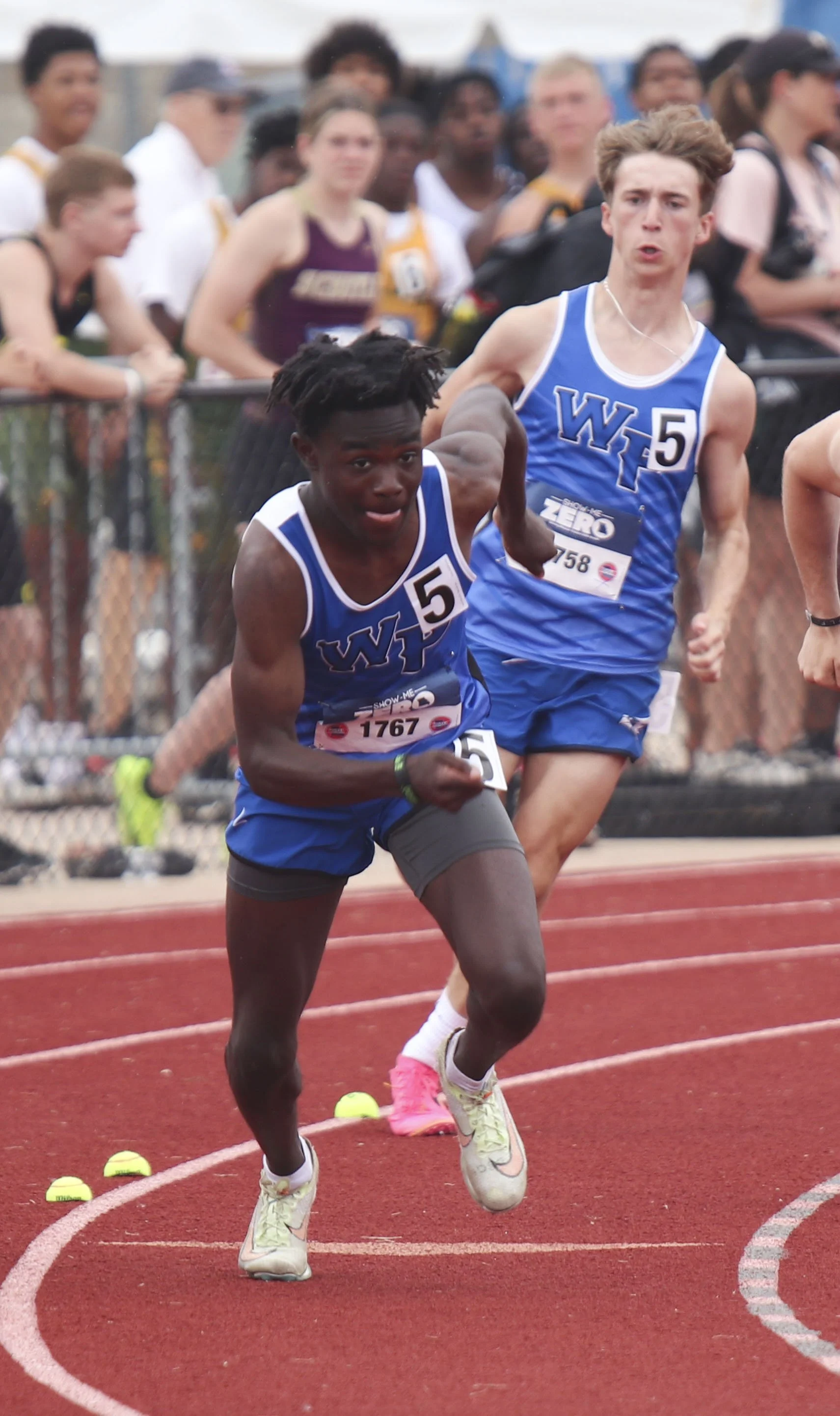 PRELIMS - 4x100 DOM handoff_1.jpg