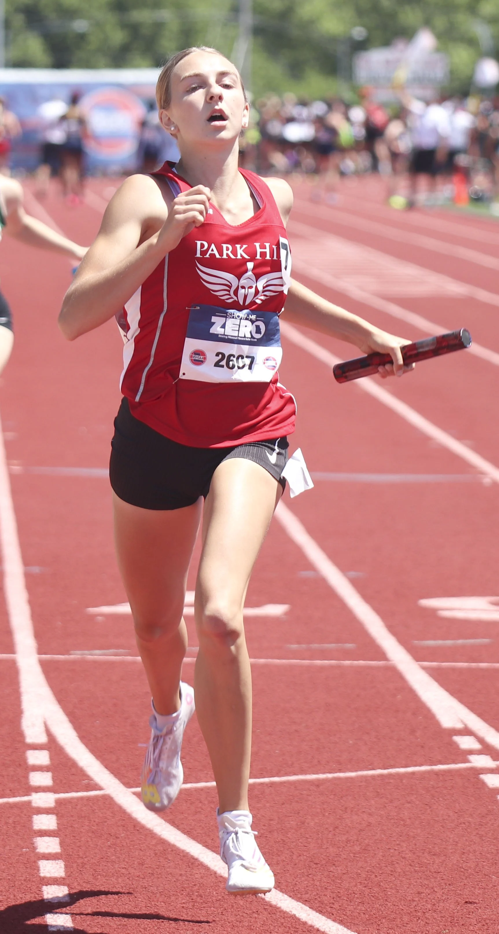 Girls 4x100 - 4th leg Moretina prelim_2.jpg