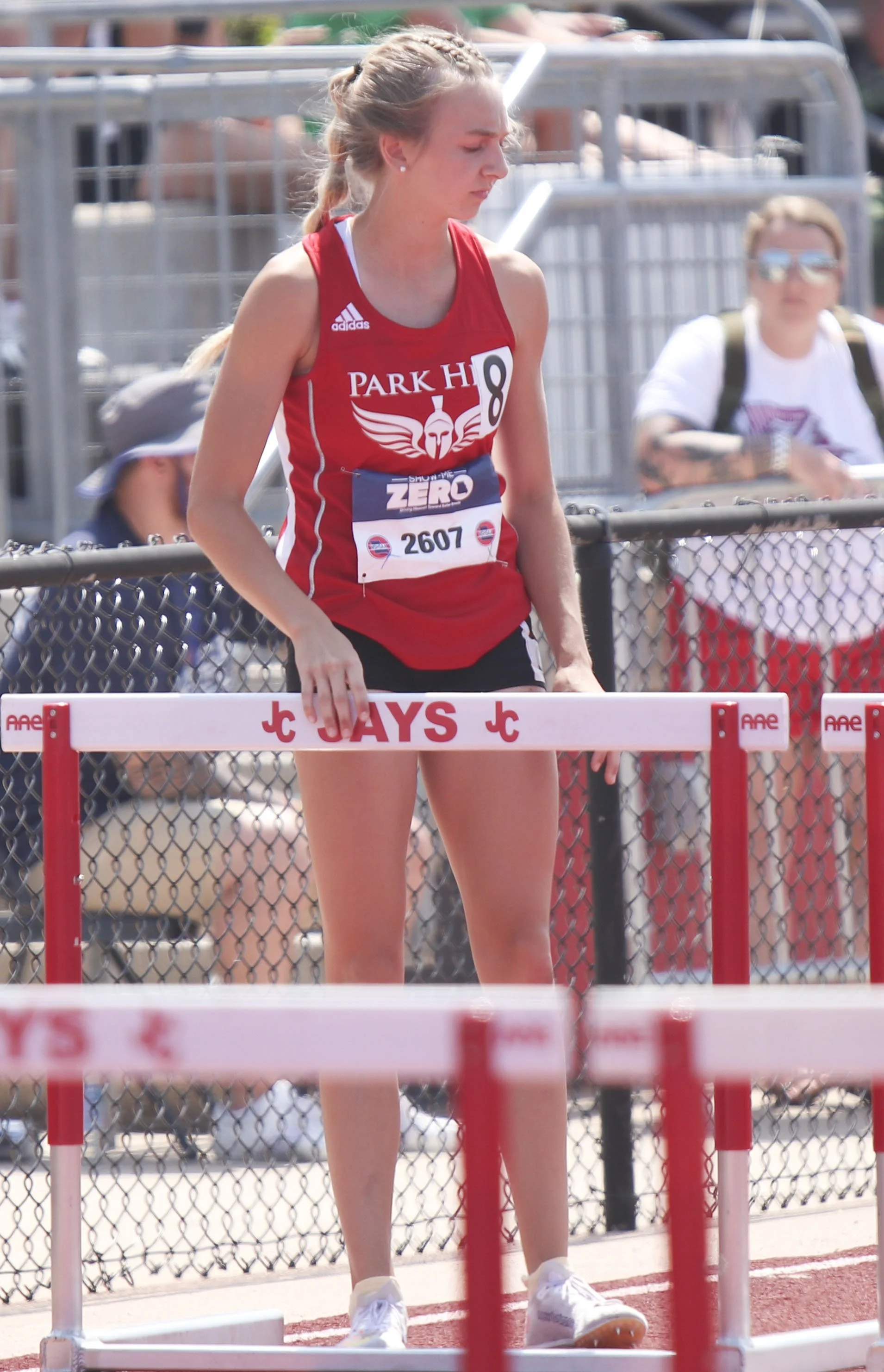 Mackenzie Moretina - 100 hurdles finals.jpg