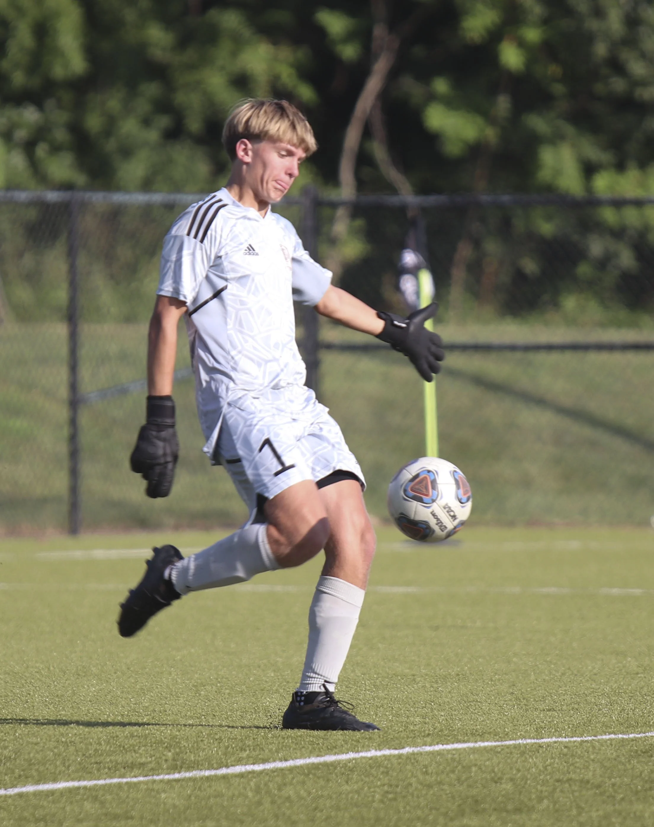 Goalkeep_5.jpg