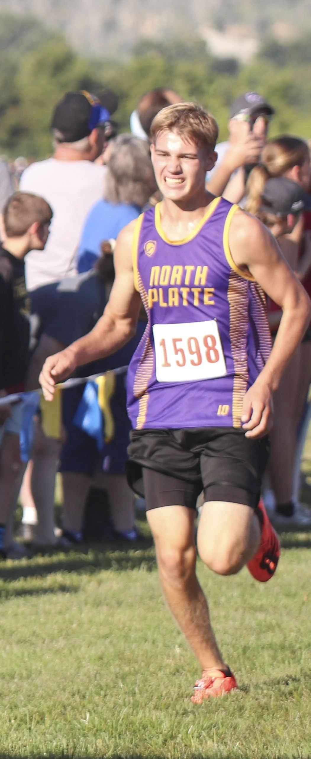 Noah Heckman finish.jpg