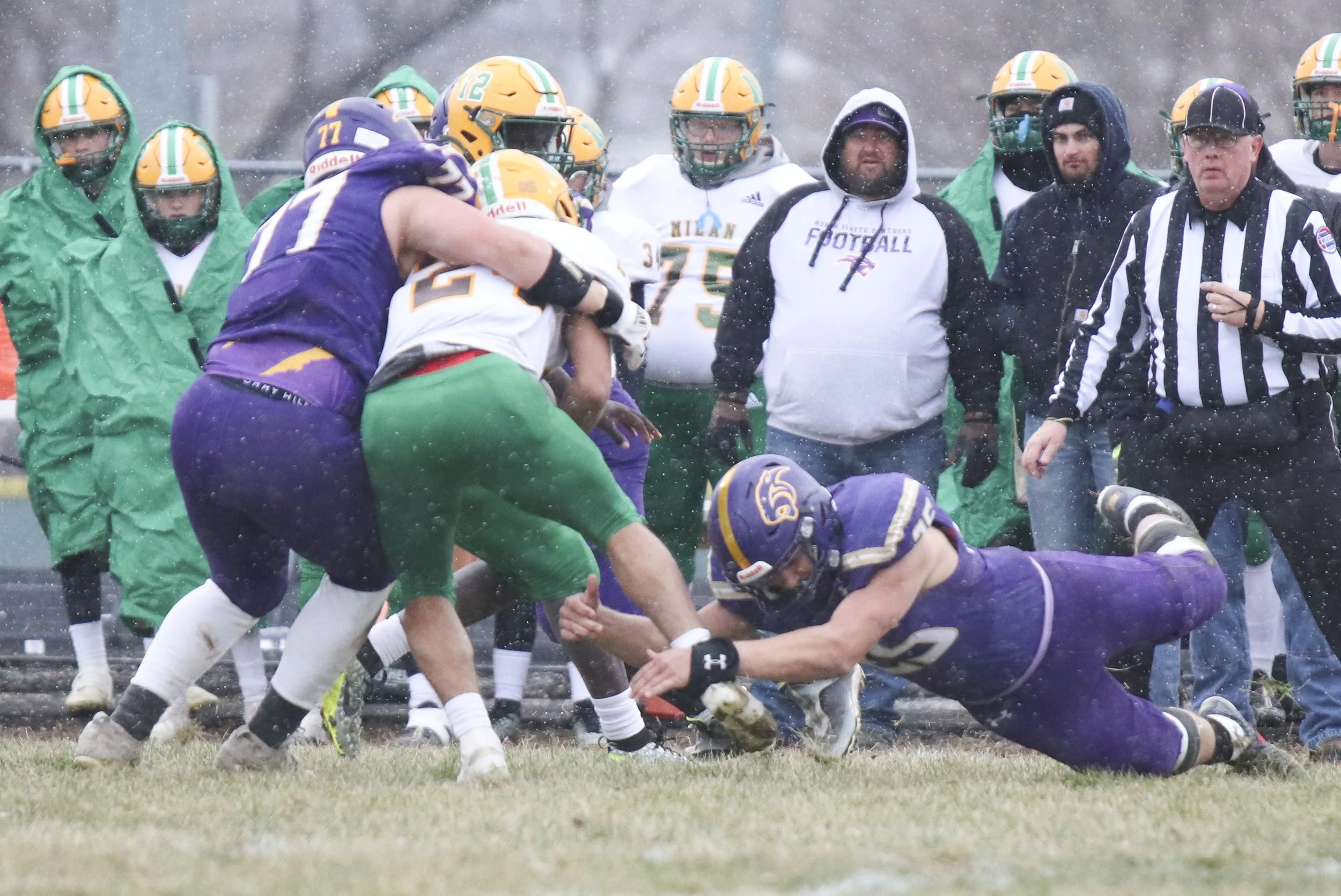 Hayden Gibson tackle.jpg