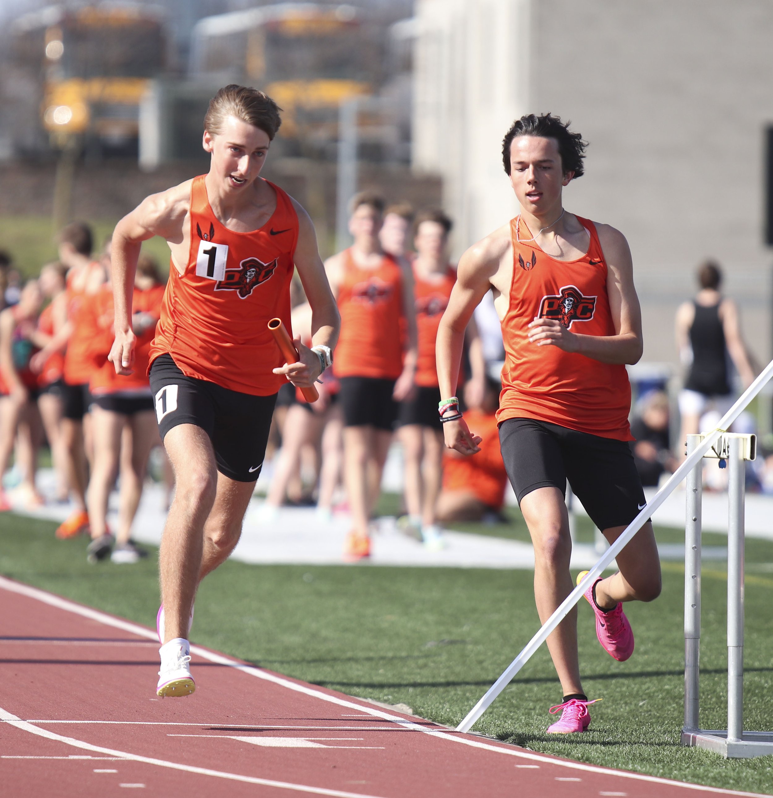 4x800 Boys_3.jpg