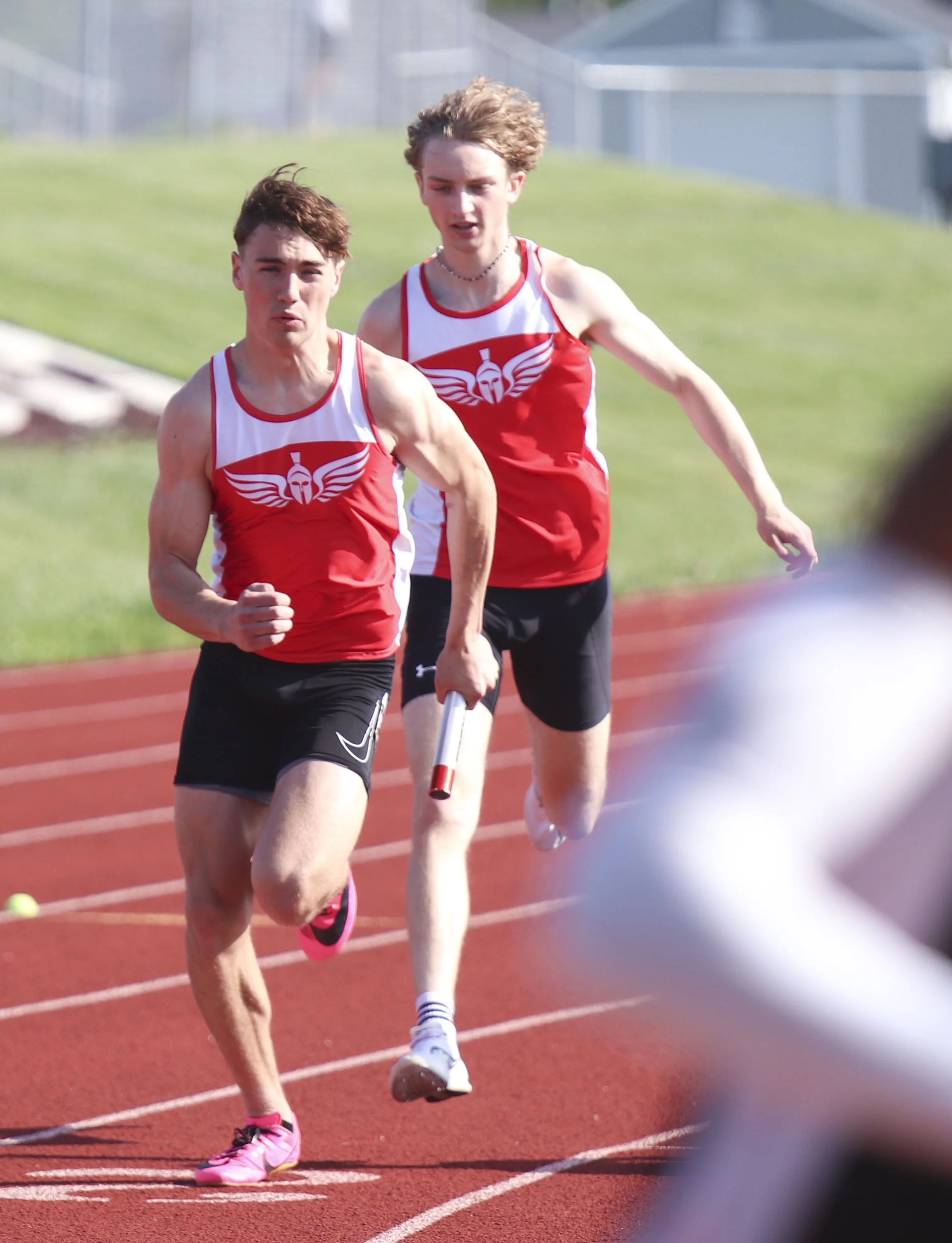 boys 4x200 PH 2 to 3_1.jpg