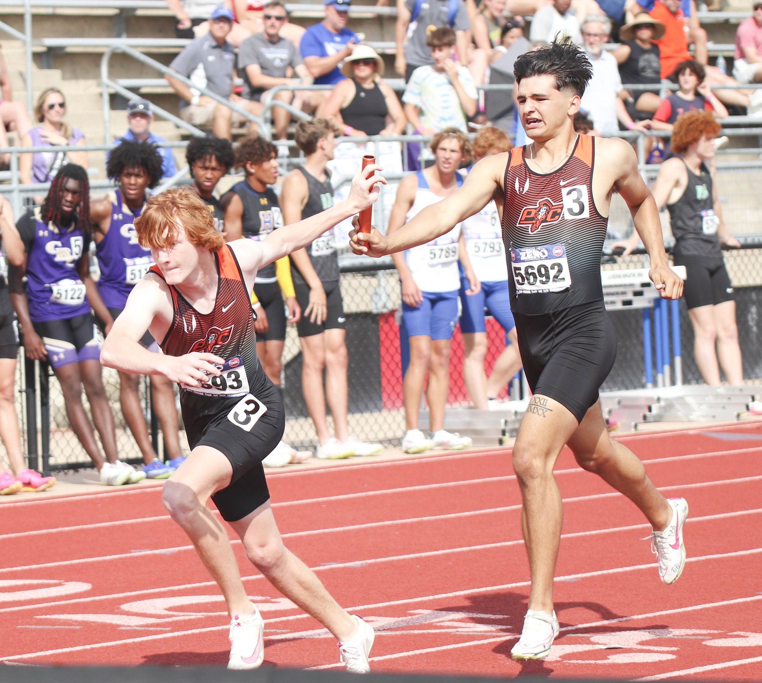 boys 4x400_4.jpg