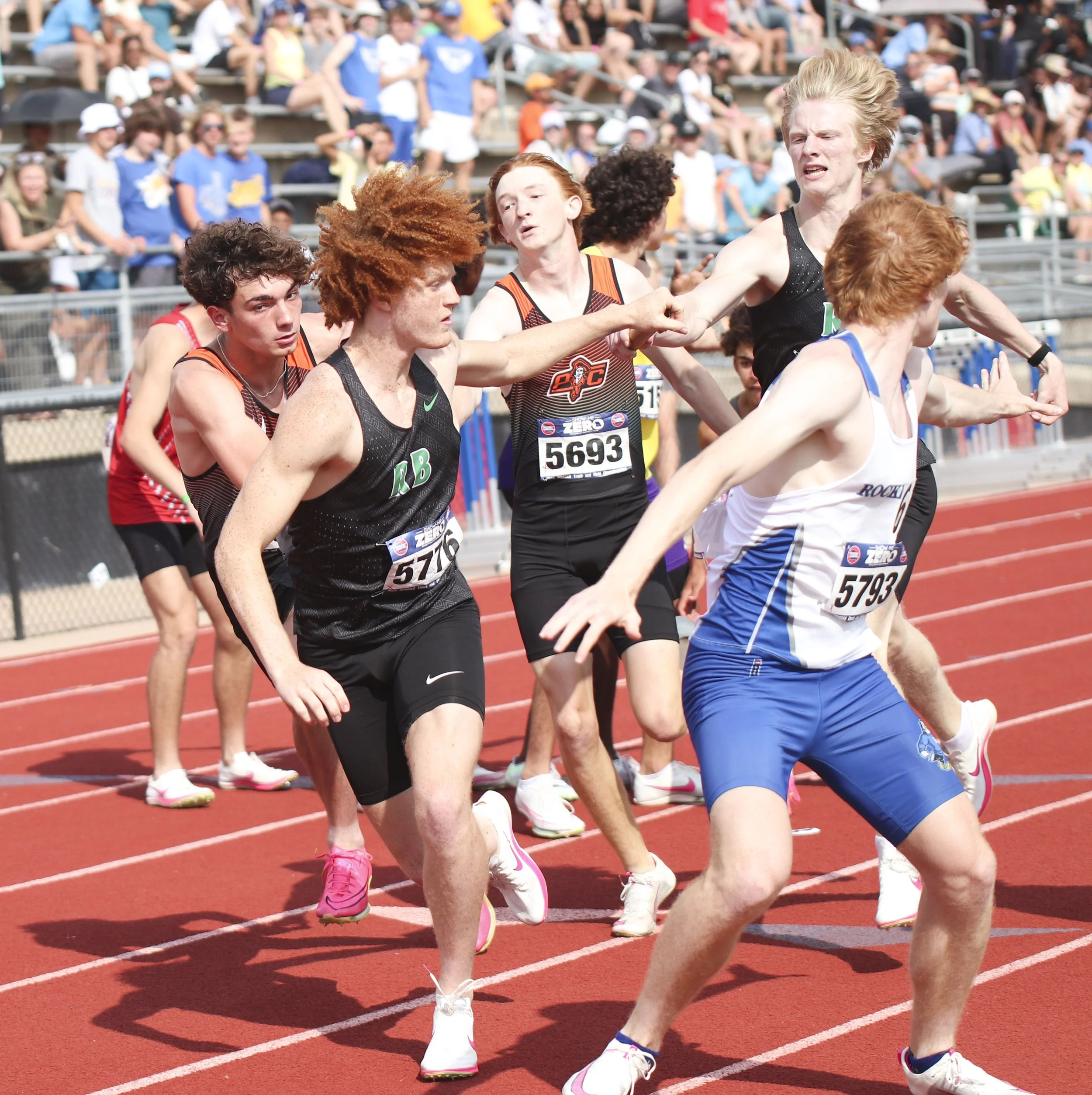 boys 4x400_7.jpg