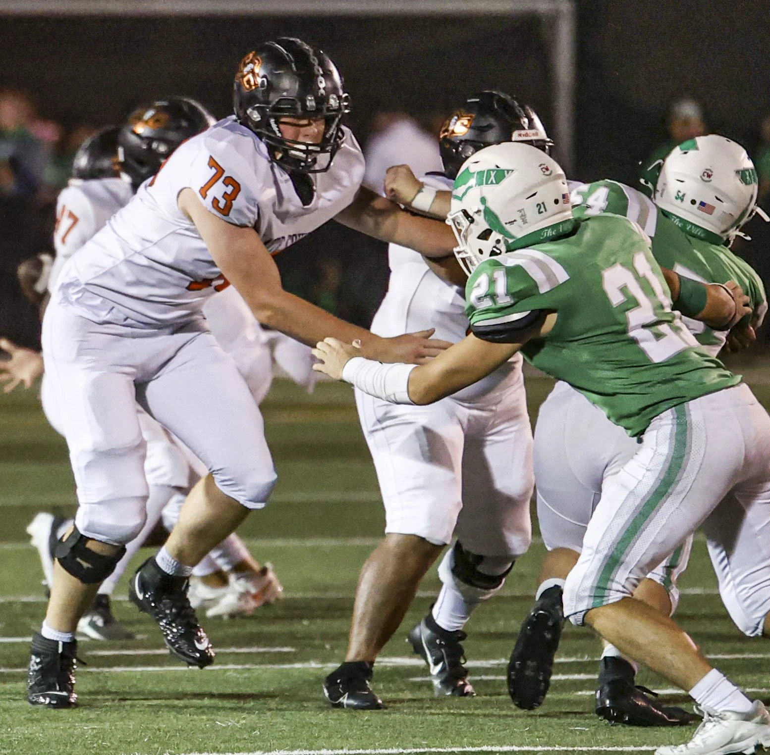 Offensive Line.jpg
