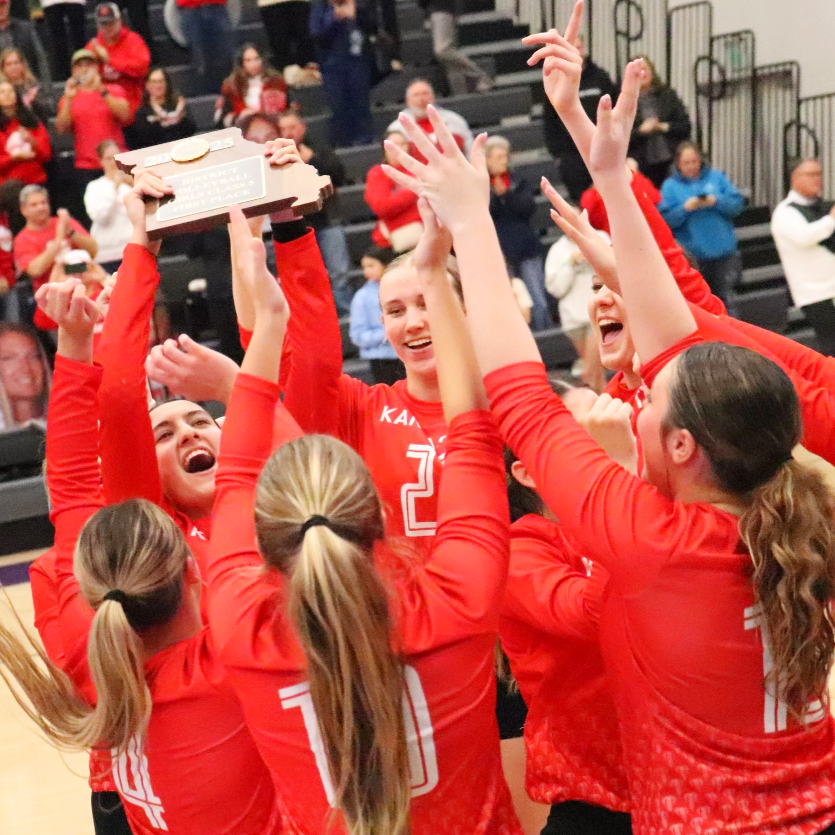 Park Hill volleyball takes back district crown against Liberty