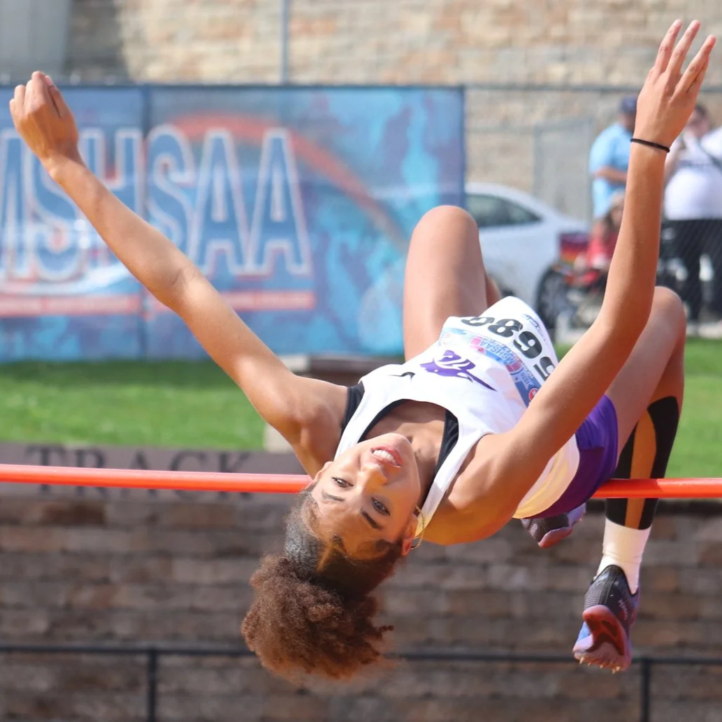 Weekend of rain, frustration and star performers at state track