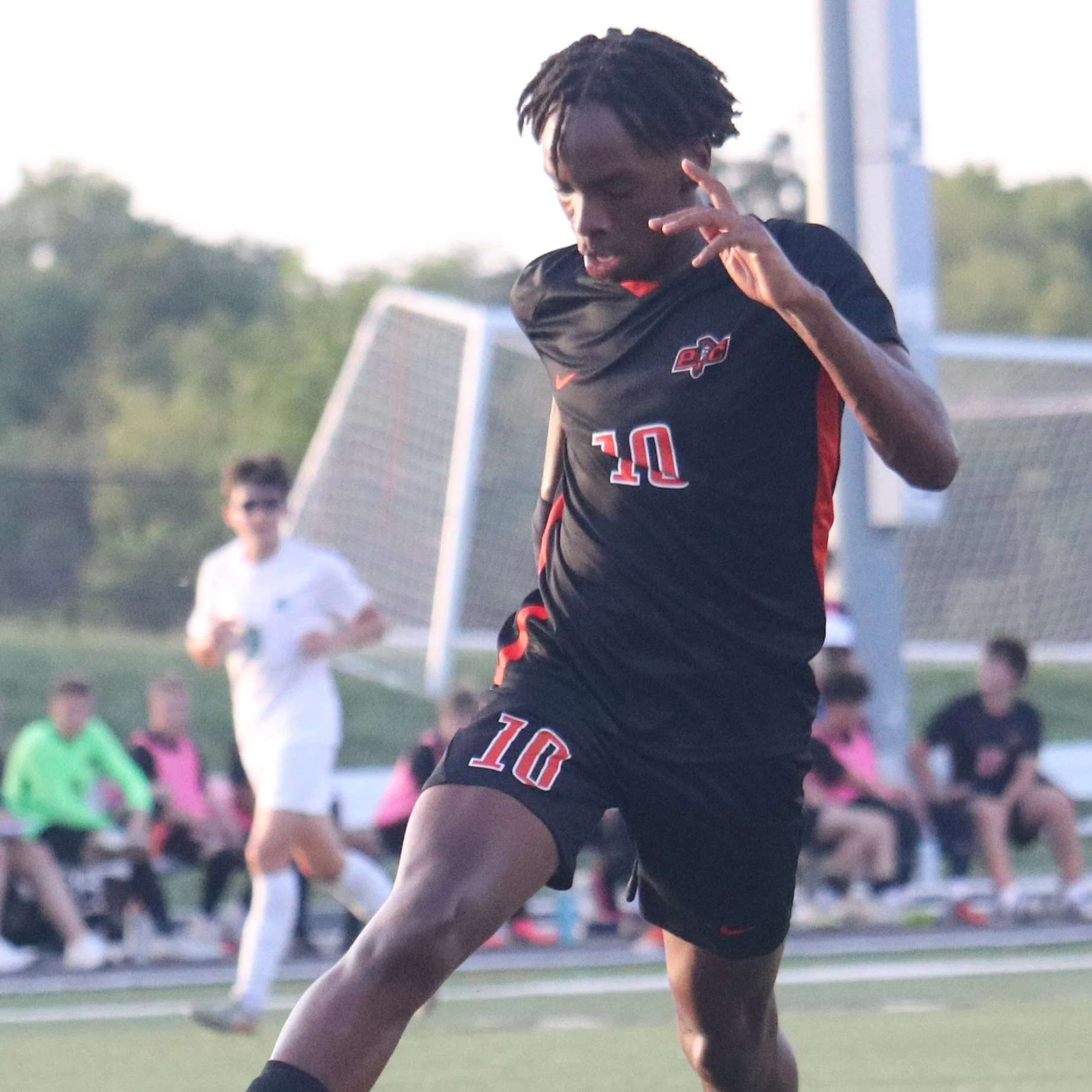 Roy’s strike lifts Pirates past Smithville
