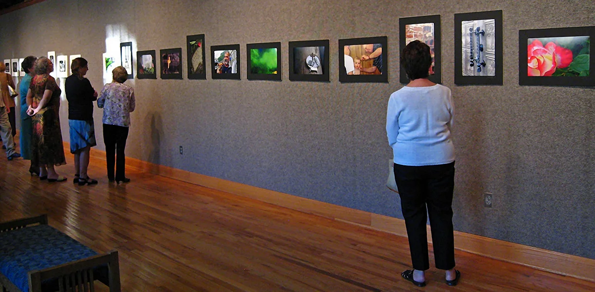 Exhibit From A Photography Workshop At Hindman Settlement School