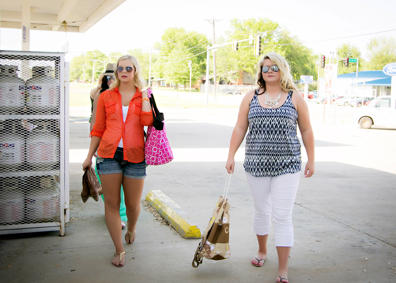 HILLARY FROST PHOTOGRAPHY - Concept Shoot Senior Skip Day 5'14-24.jpg