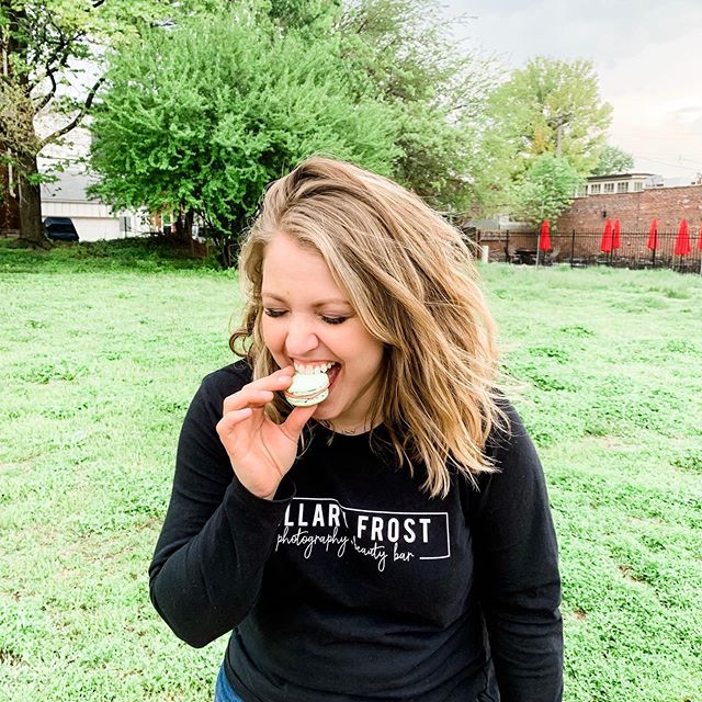 Fun Facts : @amyhfphotography had her first macaron today and turns out, she&rsquo;s not a fan. Watermelon Contest Eating Queen 👸🏼💁🏼&zwj;♀️ x2. Up until last year, she had never colored her hair. Loves burnt popcorn. We&rsquo;re pretty sure she h
