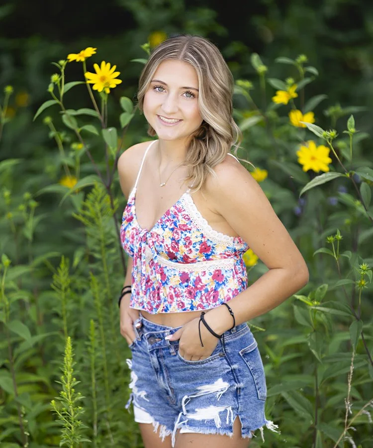 Not sure what to wear for Senior Photos?