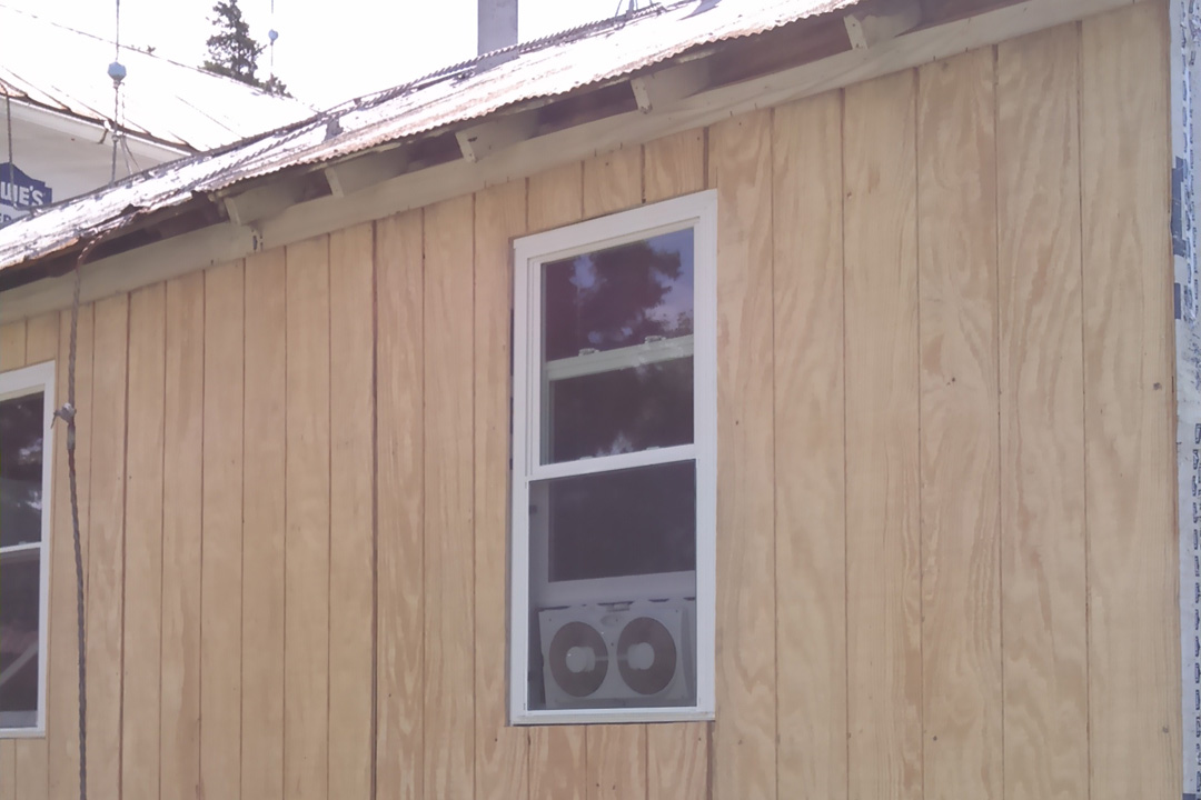 Walker siding#1.jpg