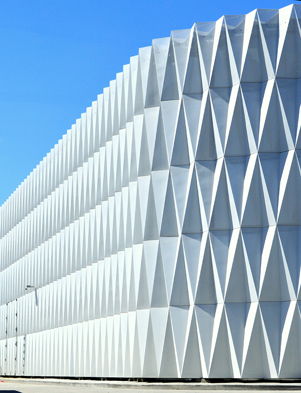 Aluminium-perforé-et-plié-Projet-spécial-Vaudreuil.jpg