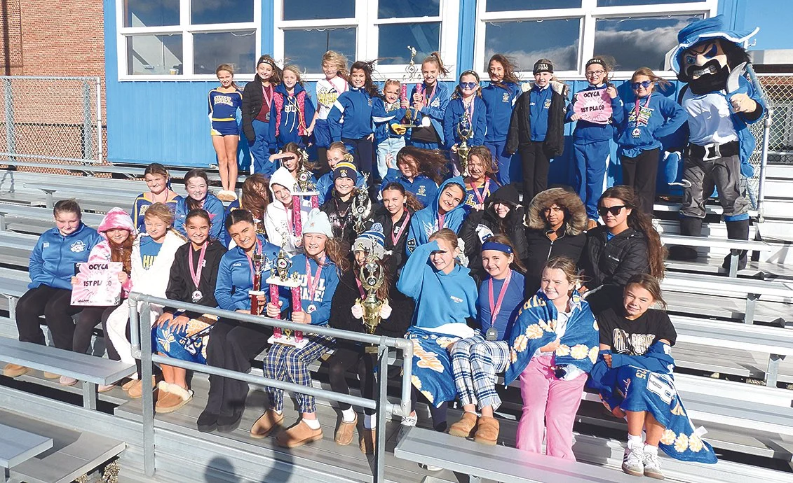 Cheer Team 1.jpg