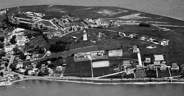 The Fort Revere Park and Preservation Society meeting originally scheduled for Monday, September 28 has been moved to Monday, October 5 at 6 p.m. at Gould Fellowship Hall, 128 Spring Street in Hull Village. The group will be seeking community input o