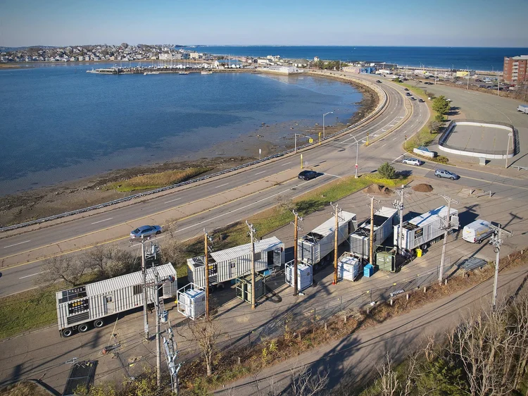 For fifth winter, light plant to install generators to prevent large