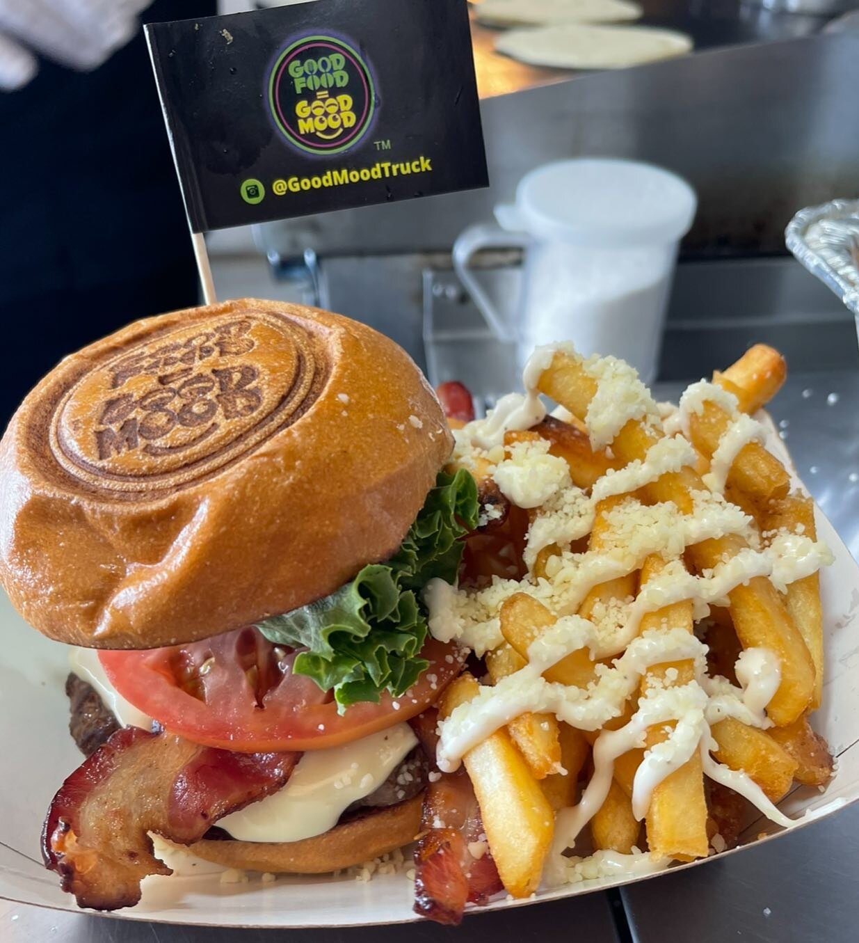 We&rsquo;ll be out at a dinner spot tonight open to the public! 5:30-8pm @ 55 Riverwalk Place, West New York. Pre-orders are accepted at www.goodmoodtruck.com 😉😁🍔

#goodmoodtruck #needamoodlift #getlifted #dinnerplans #tacotuesday #gourmet #burger