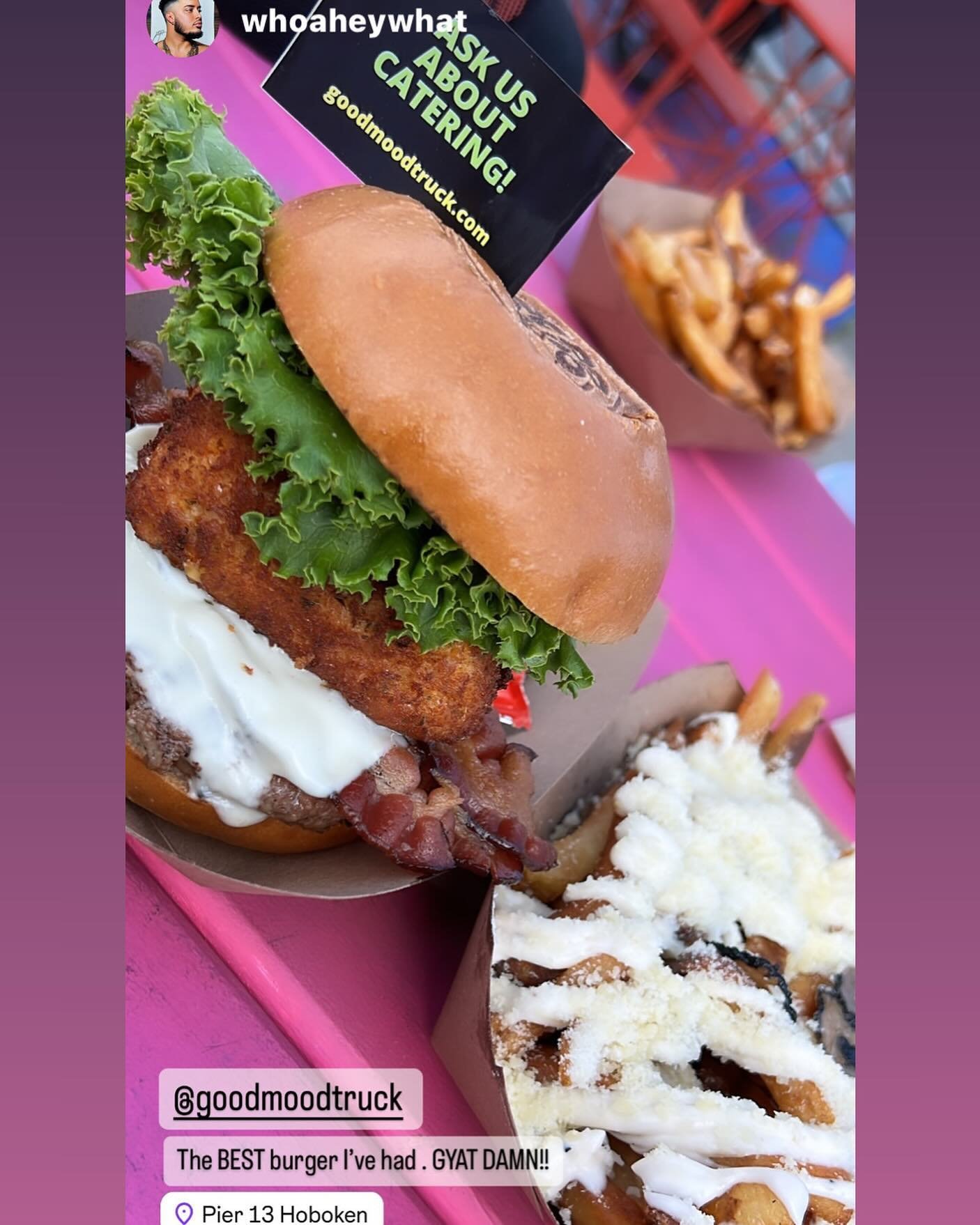 This could be yours!🤤 Thanks to @whoaheywhat for the drool worthy shot. 

Join us tonight @pier13hoboken for your GOOD MOOD crave paired with a view. 

- Open at 4:00- 

#goodmoodtruck #fridayvibes #pierside #thatburgertho #makingyouhungry #foodtruc