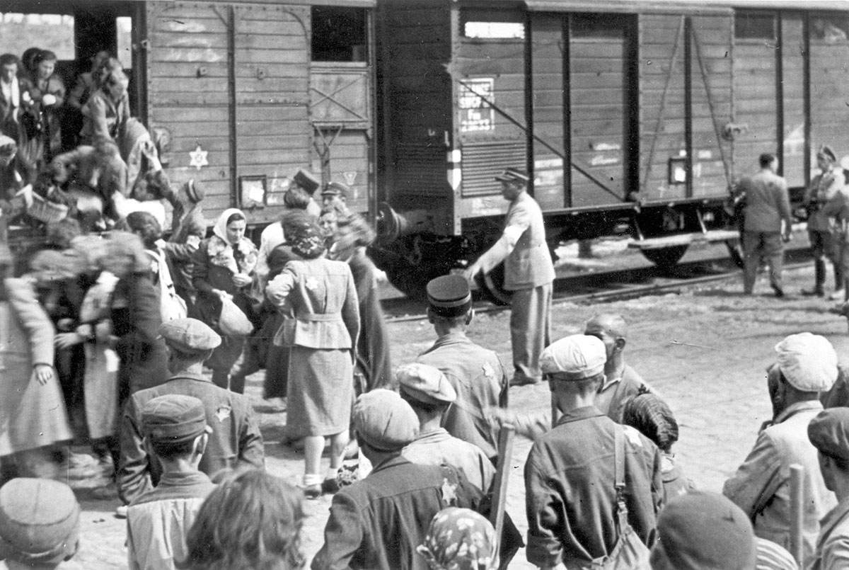 Photo courtesy Yad Vashem Photo Archives 4613/602