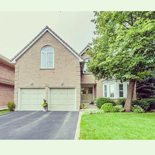 Love #Unionville? So do we! There’s a lot of awesome in this neighborhood. Today we wrote a blog on the #top6 things to do in #unionville and #downtown #markham. Visit www.eastgtaliving.ca for more information! All in go our of our new listing at 34 Hollingham. Hitting the market tomorrow! Offered at $1,188,000. More info at www.ravisingh.ca :))) #justinchangremax #ravisinghremax #eastgtaliving #markhamrealestate #realestate #remax #remaxhallmark