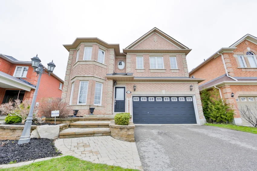 80 Baycliffe Drive