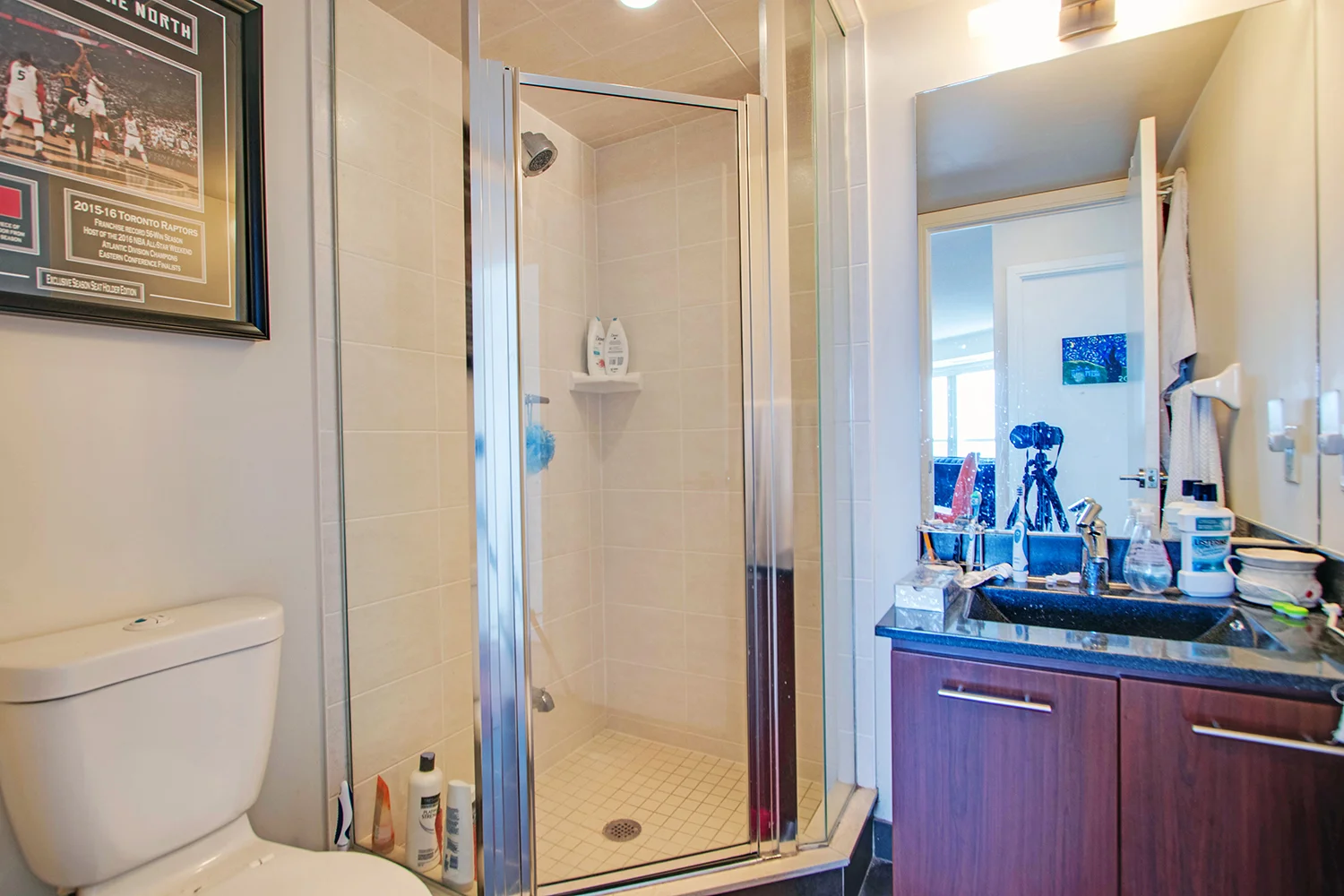 main_bath.jpg