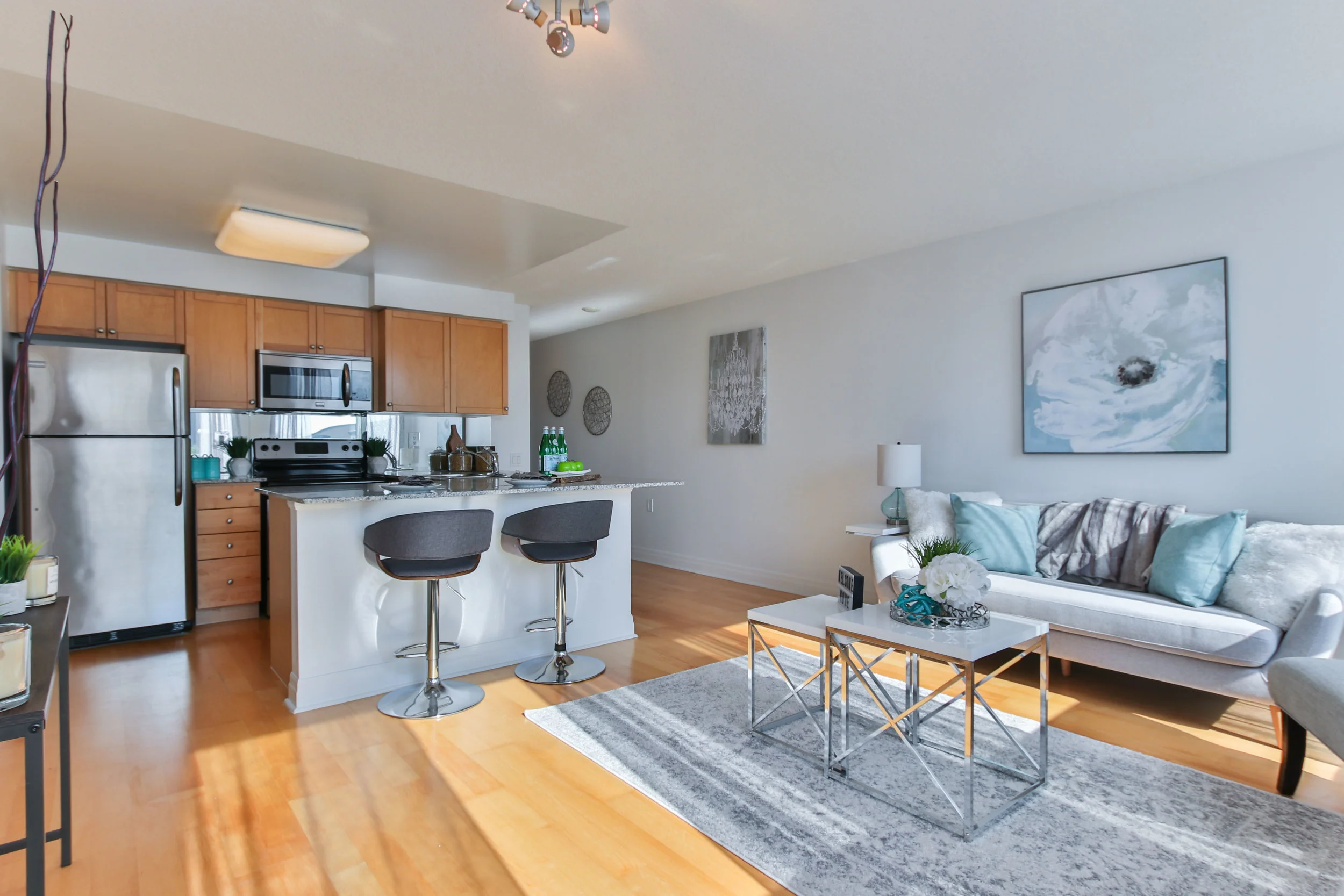 10_Livingroom.jpg