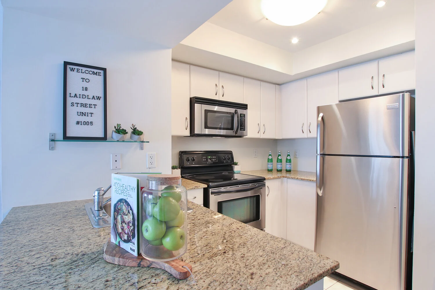 31_Kitchen.jpg