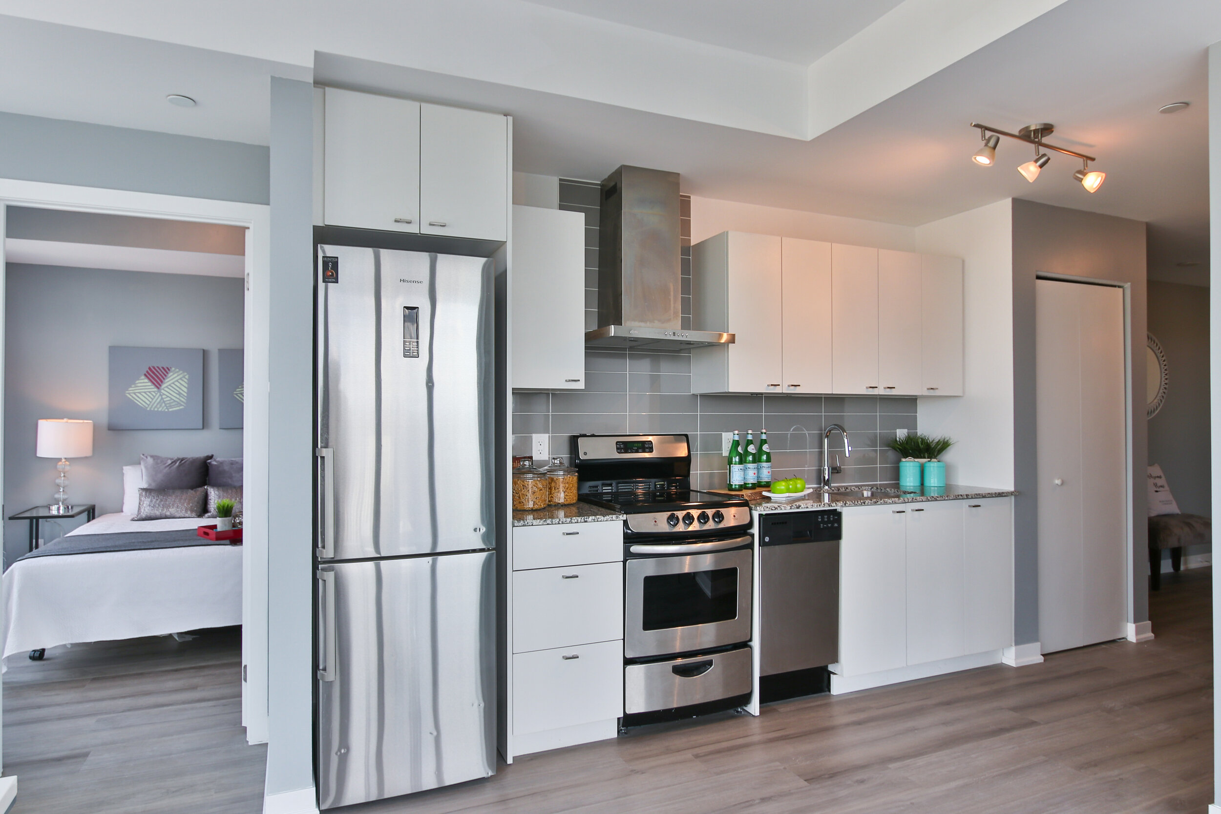 22_Kitchen.jpg