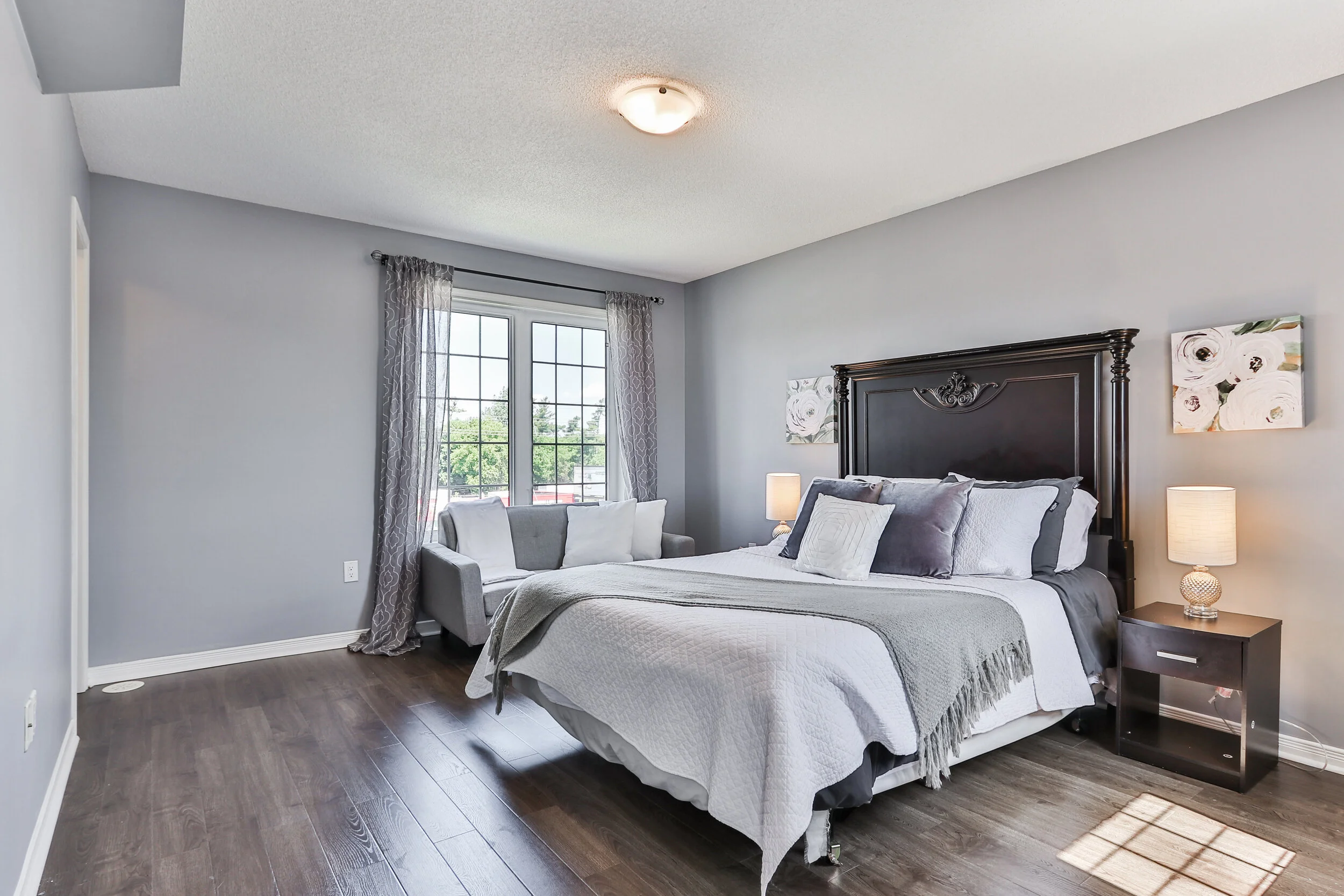 4_Bedroom2.jpg