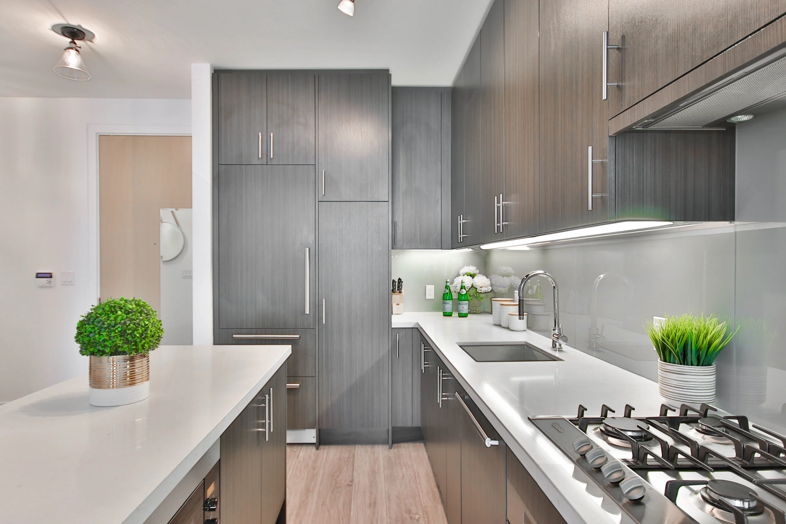 7_Kitchen.jpg