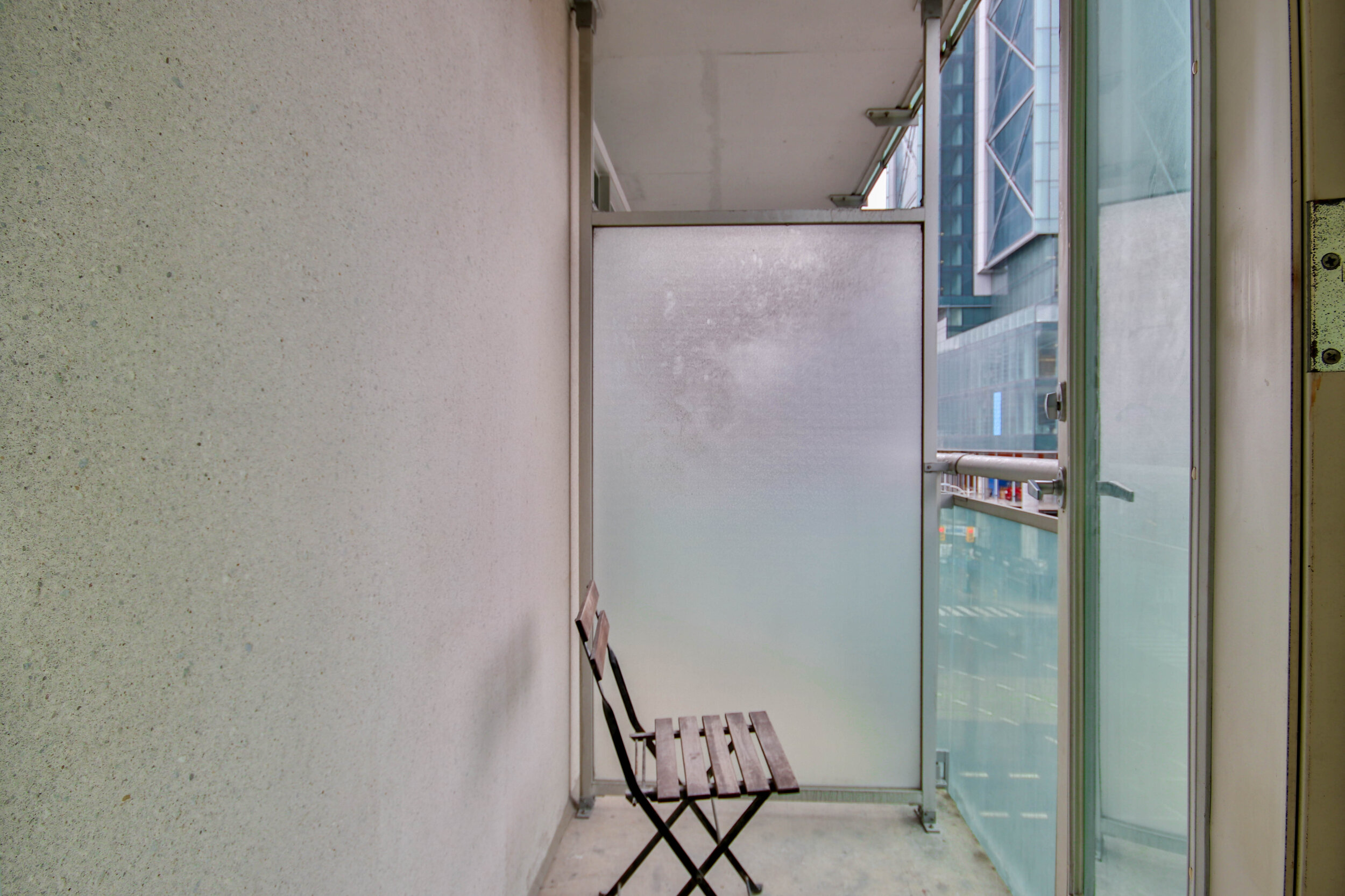 31_Balcony.jpg