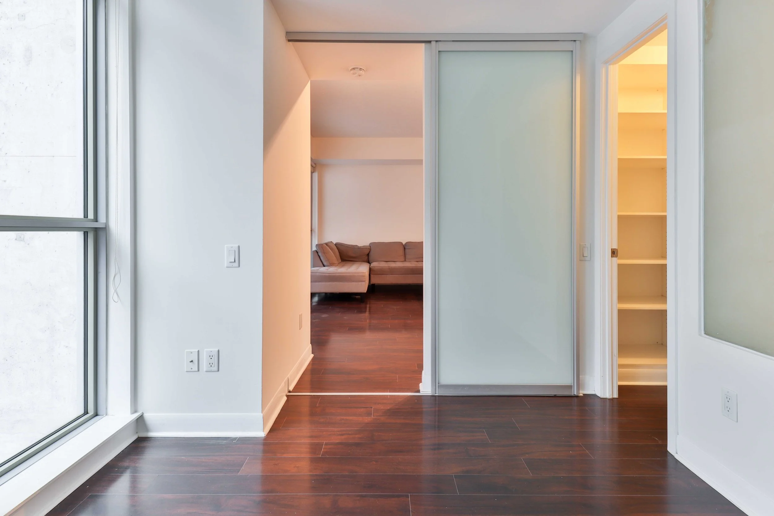 19_Bedroom.jpg