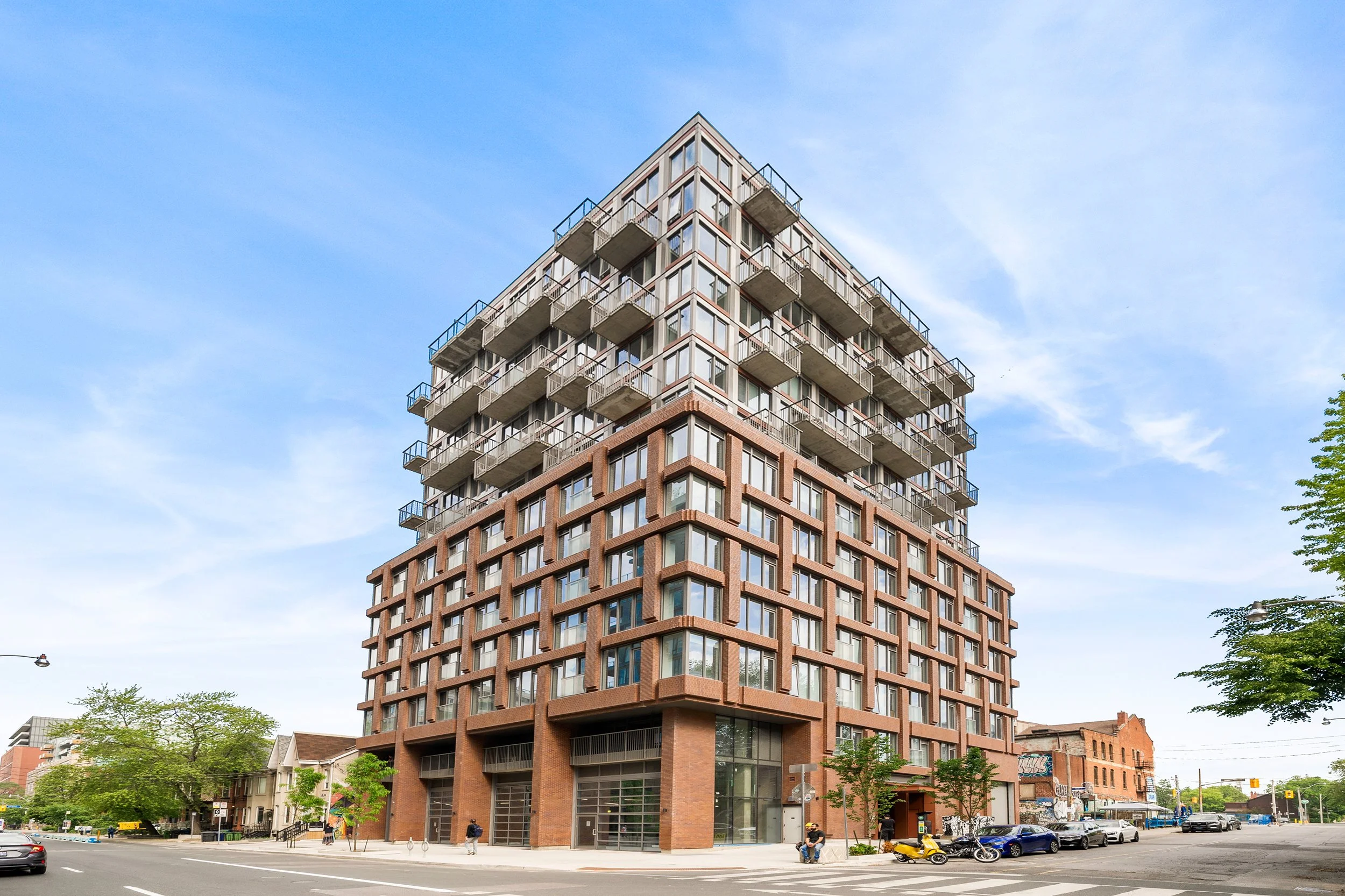 2 Augusta Ave 505 | LEASED IN 1 DAY!