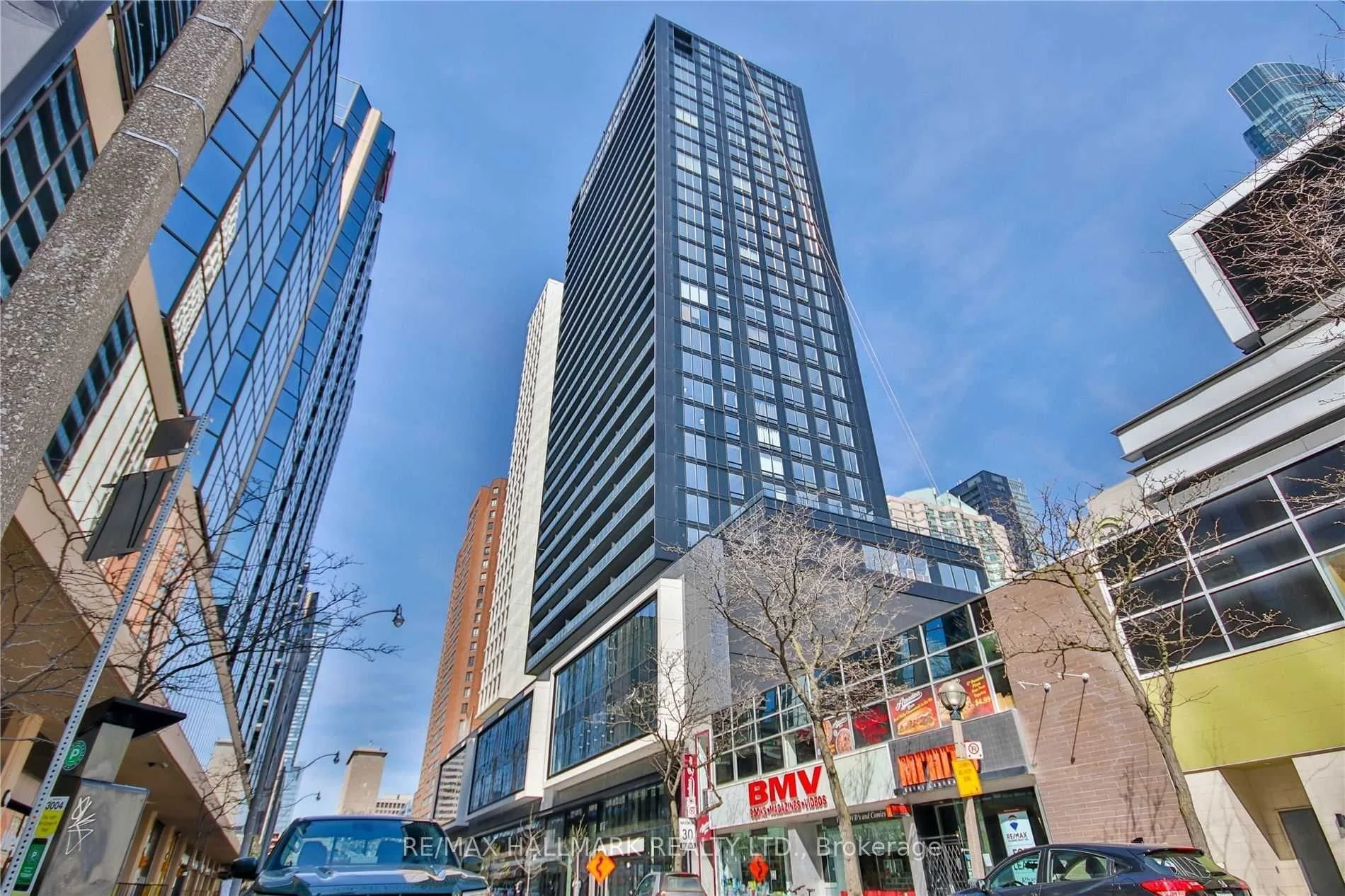 22 Edward St 1222 | LEASED