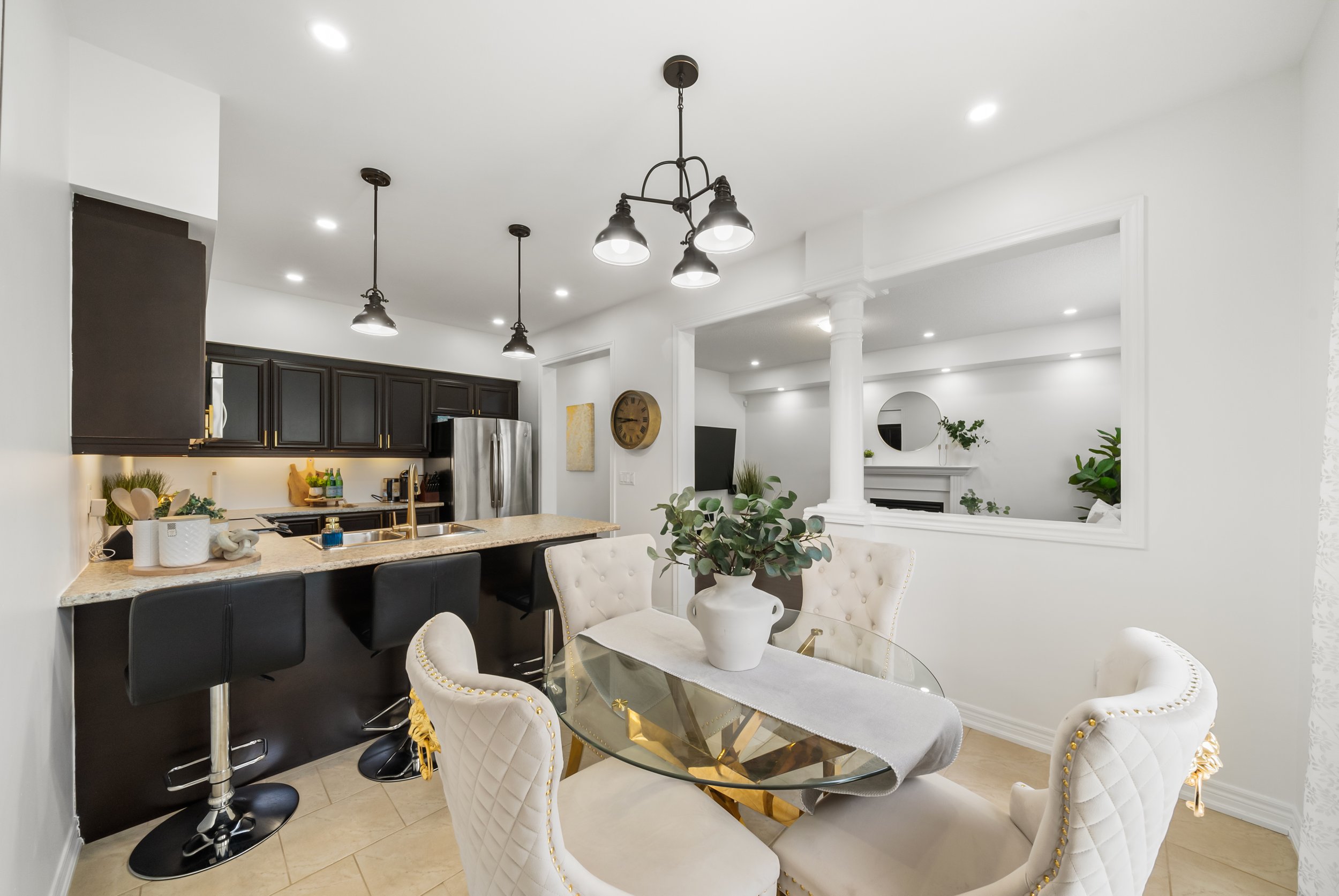 152 McDonald Cres