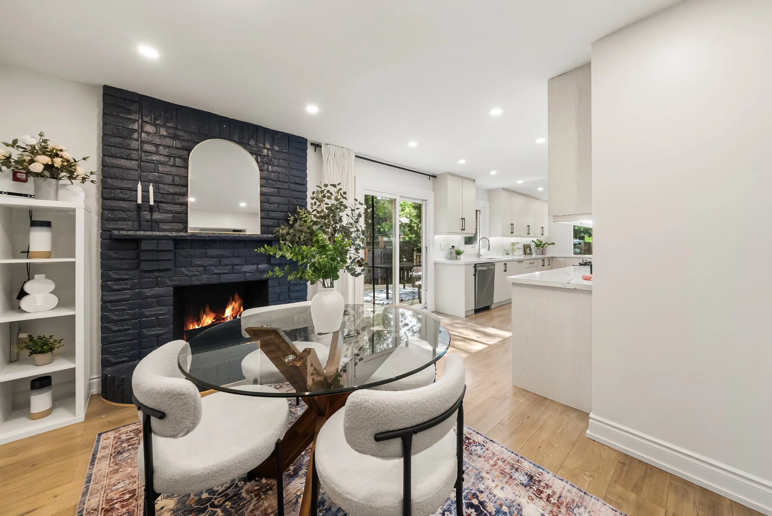71 Bishop Cres