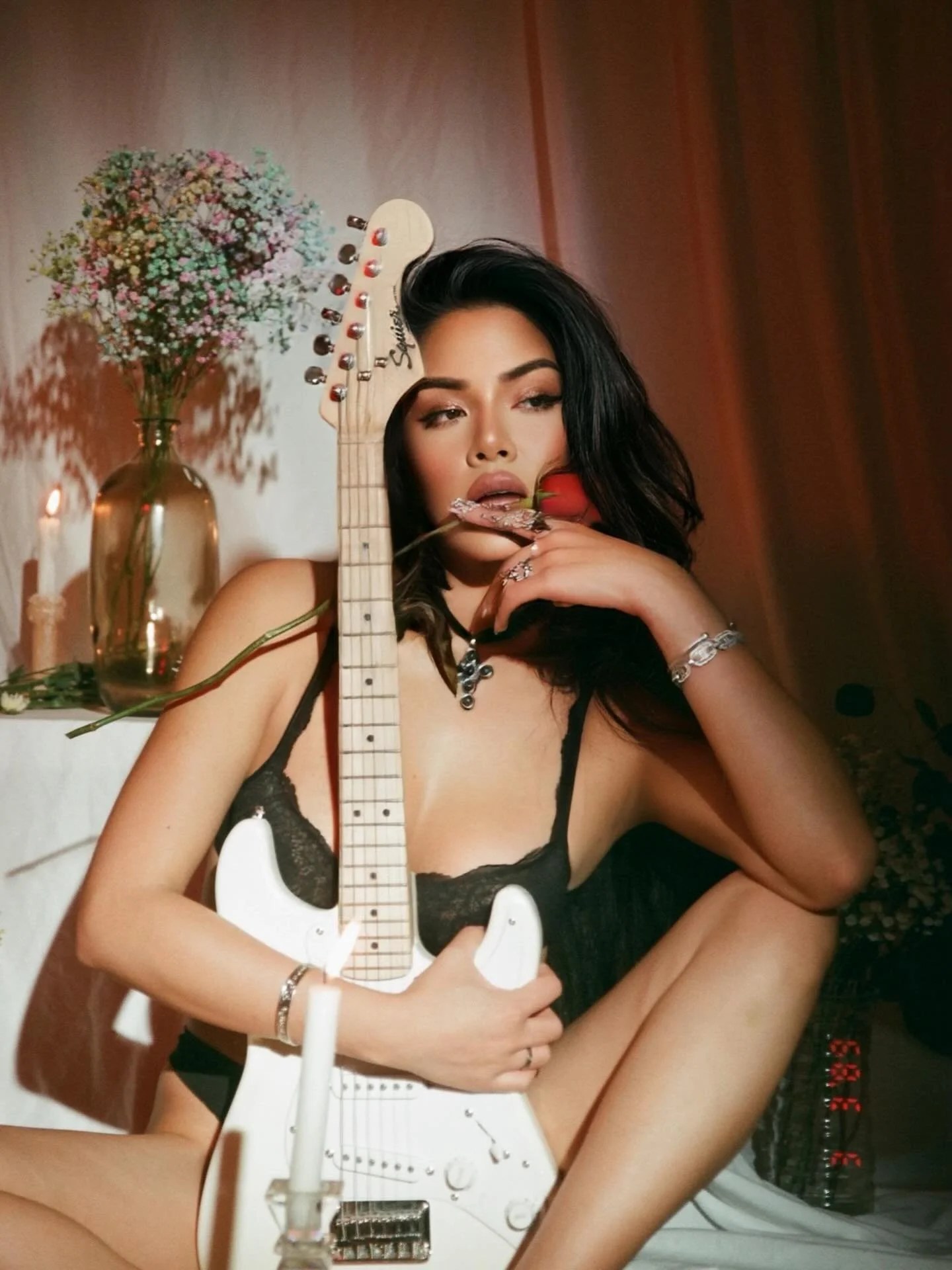 &hellip;whatever she do, they bite.