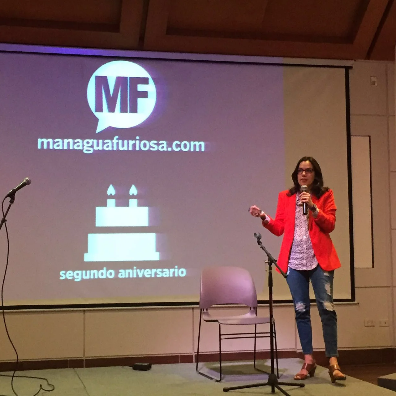 En el aniversario de Managua Furiosa, durante la charla de Emprendimiento y Creatividad. 