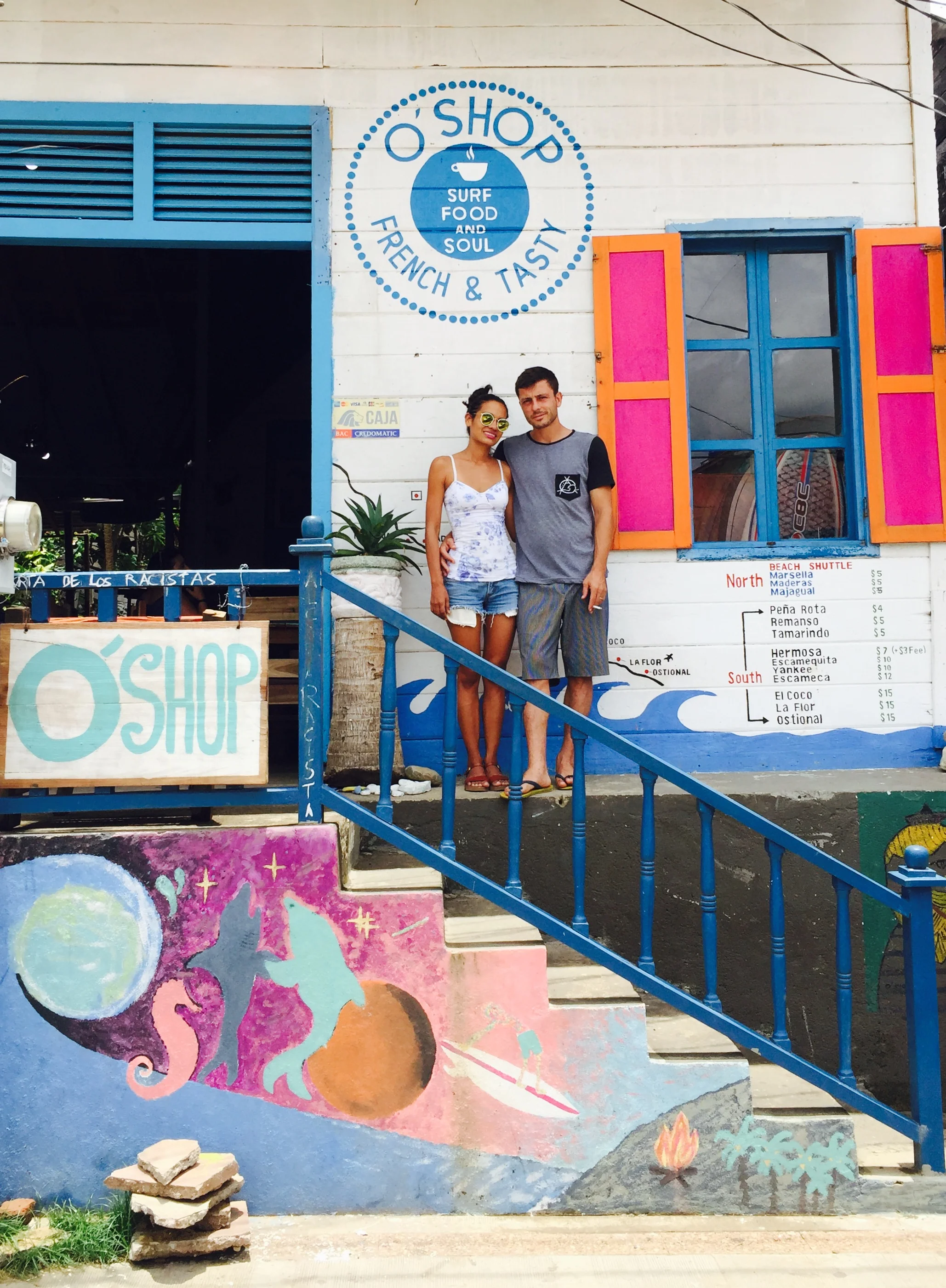  Yaosca y su esposo bastien en oshop. 