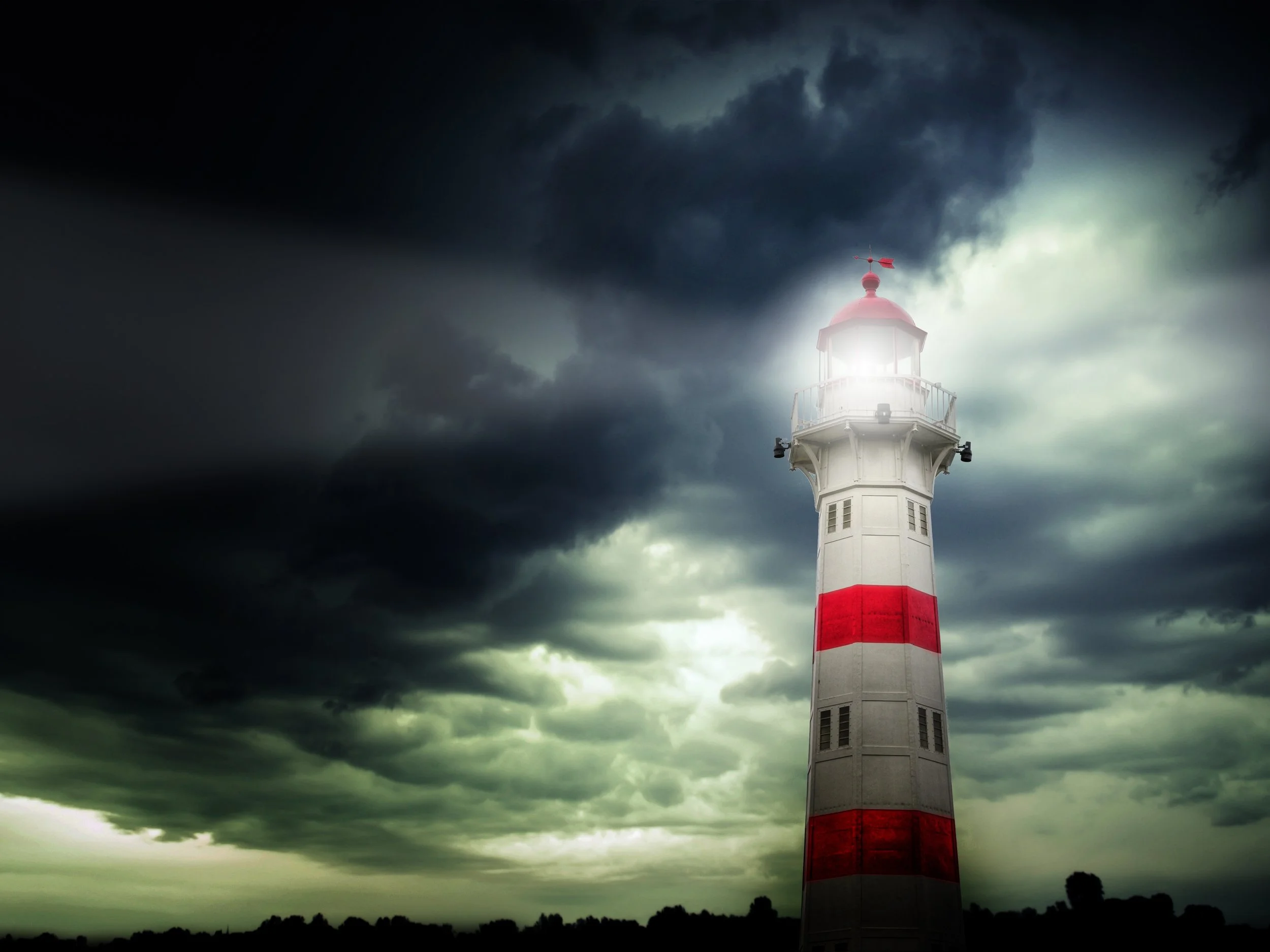 shutterstock_151686578 Lighthouse.jpg