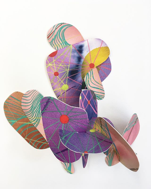 Today was my last day in my studio for two months 😭. I was working on wedding presents for some friends and here is what I did with the #leftovers. I had fun arranging, rearranging and stacking the little paper pieces! Already thinking of bigger str