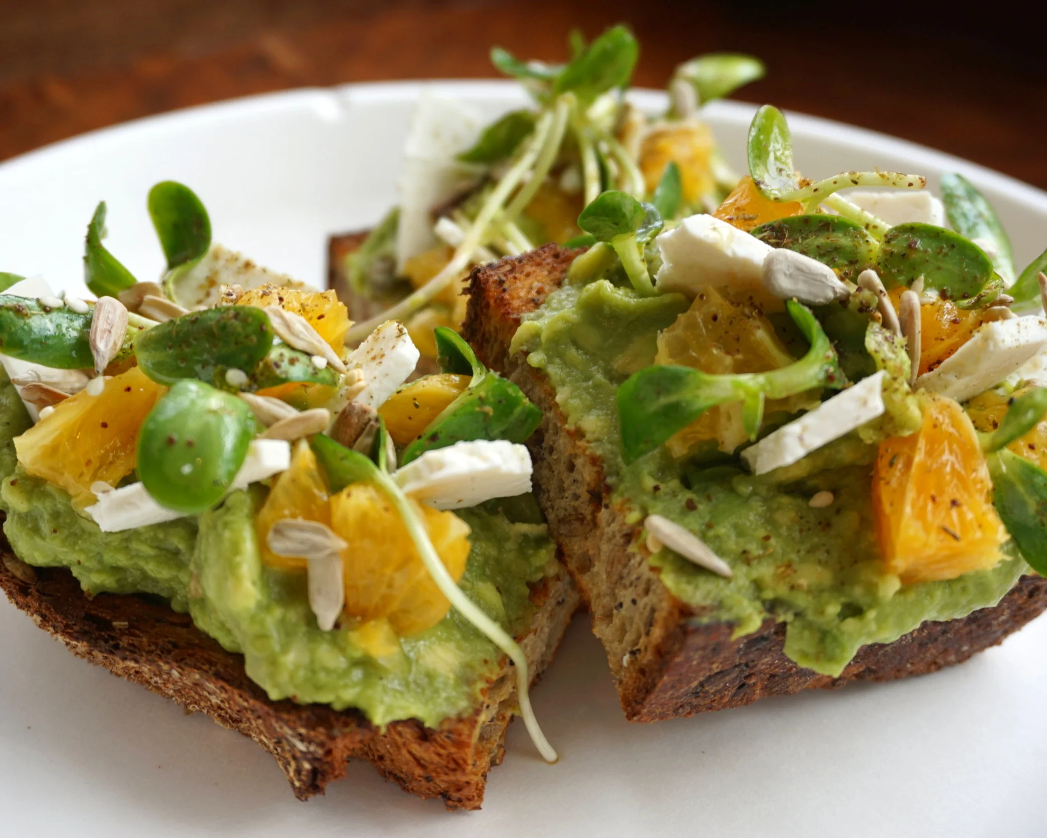 LAGUNA AVOCADO TOAST
