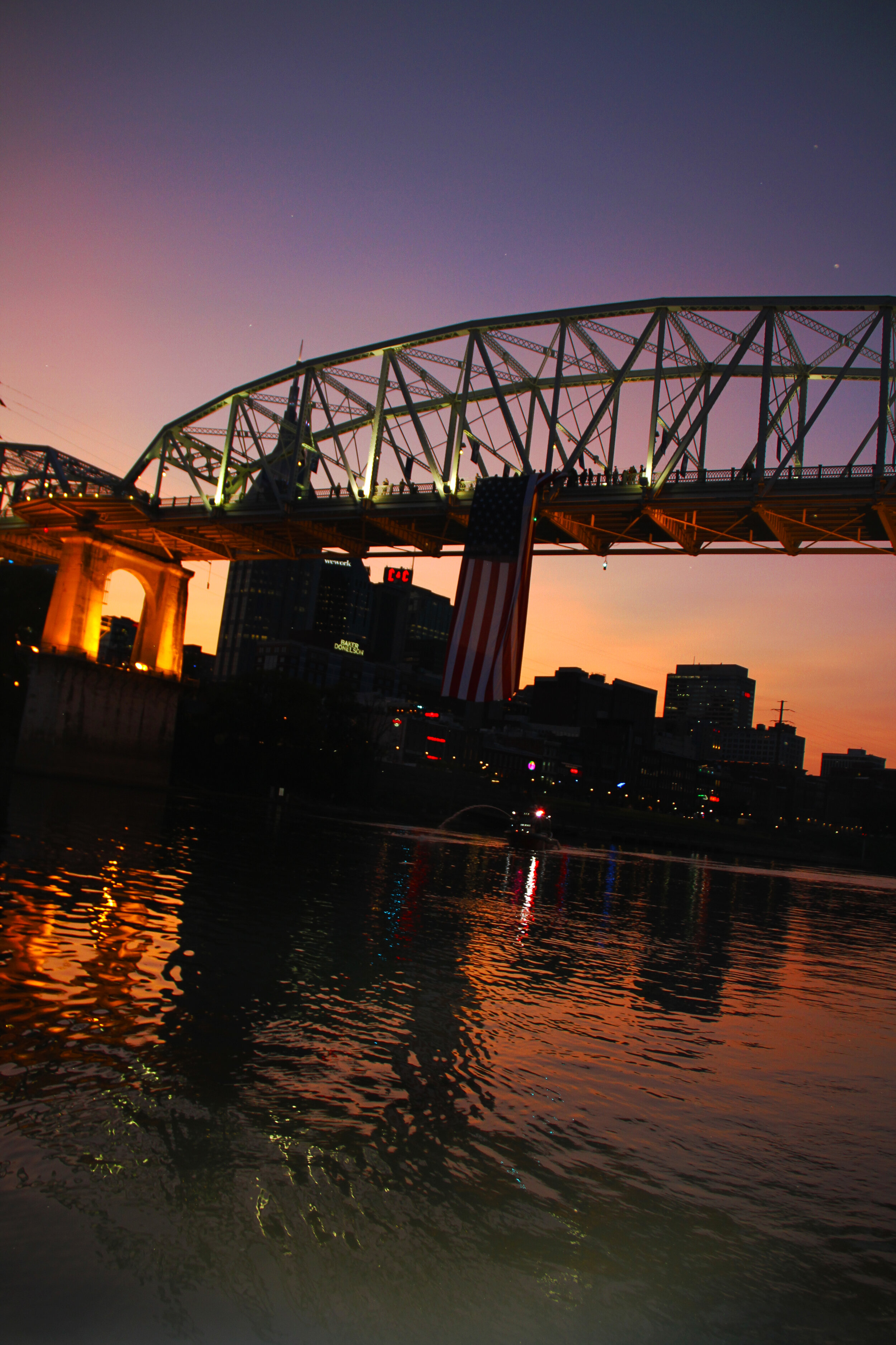  2020 9/11 Flag Tribute on Nashville Walking Bridge – GROUND ZERO VOLUNTEERS FLAG 2020 – Photo: Cierra Mazzola – All Rights Reserved 